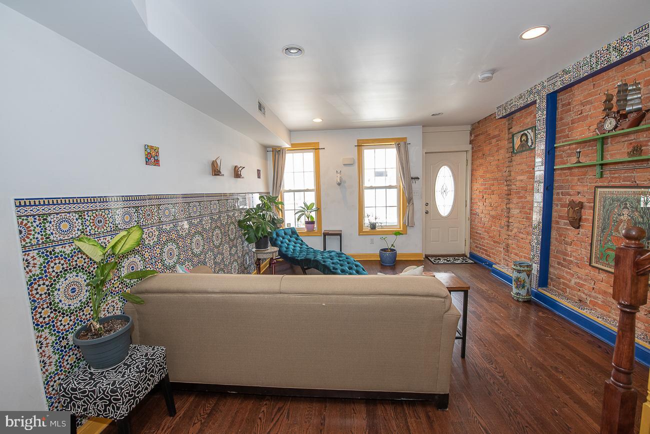 NEWBOLD - Residential