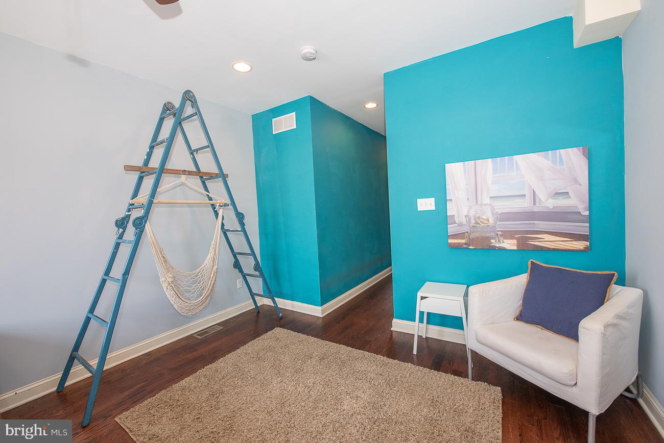 NEWBOLD - Residential