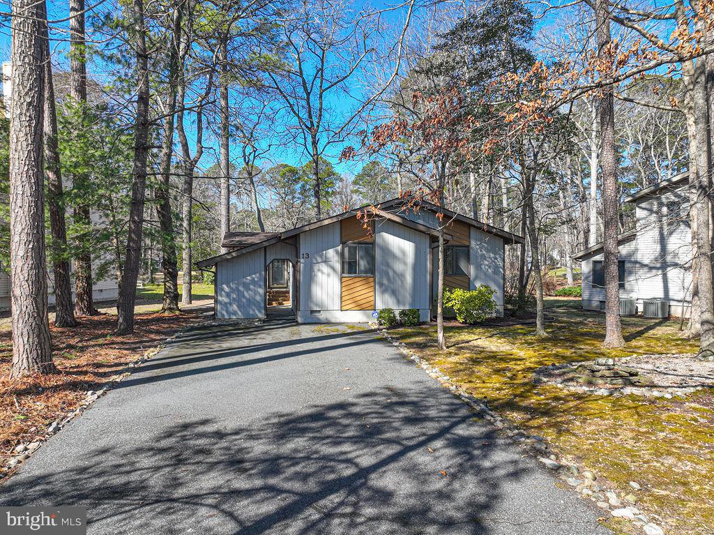 OCEAN PINES - BAY COLONY - Residential