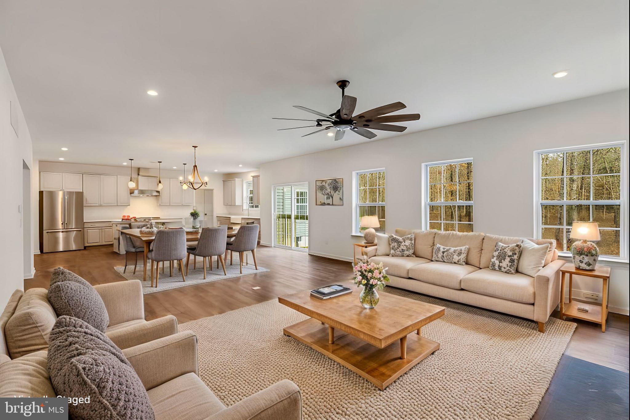 GREAT BOHEMIA MANO - Residential