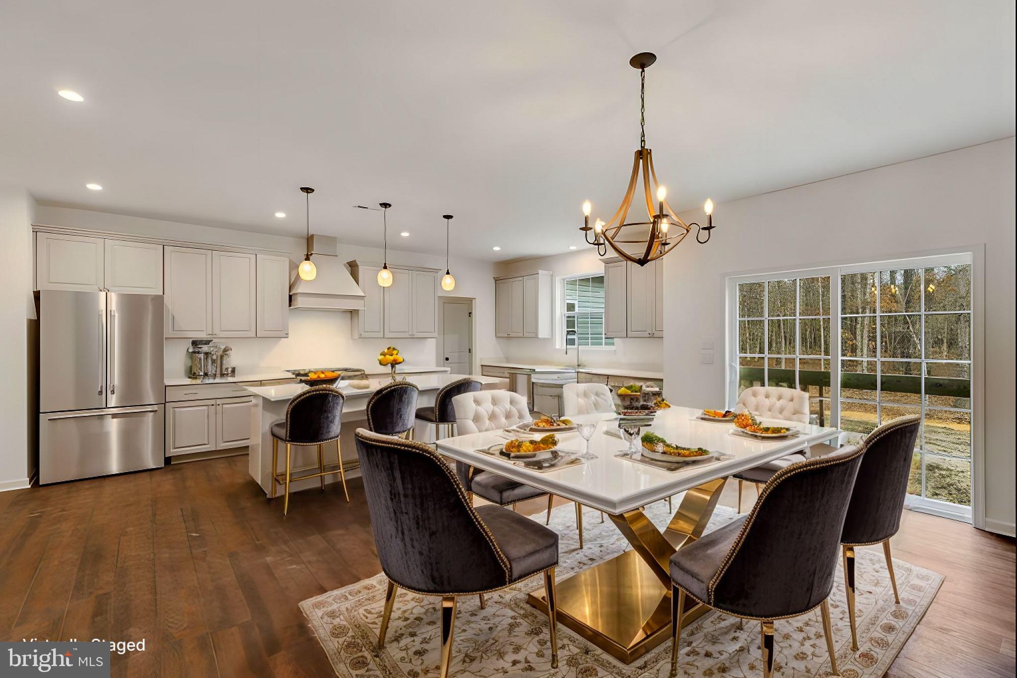 GREAT BOHEMIA MANO - Residential