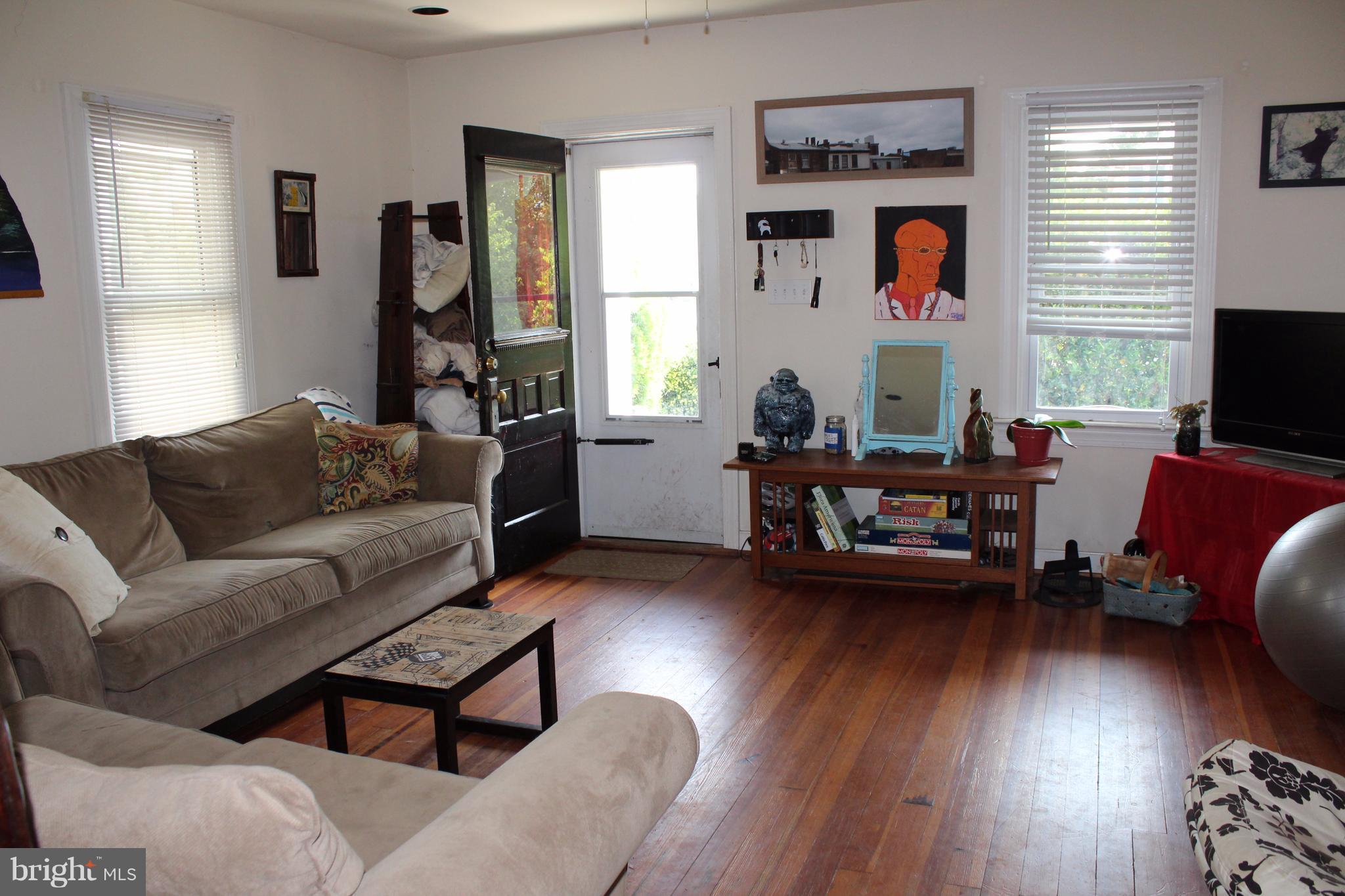 DOWNTOWN FREDERICKSBURG - Residential Lease