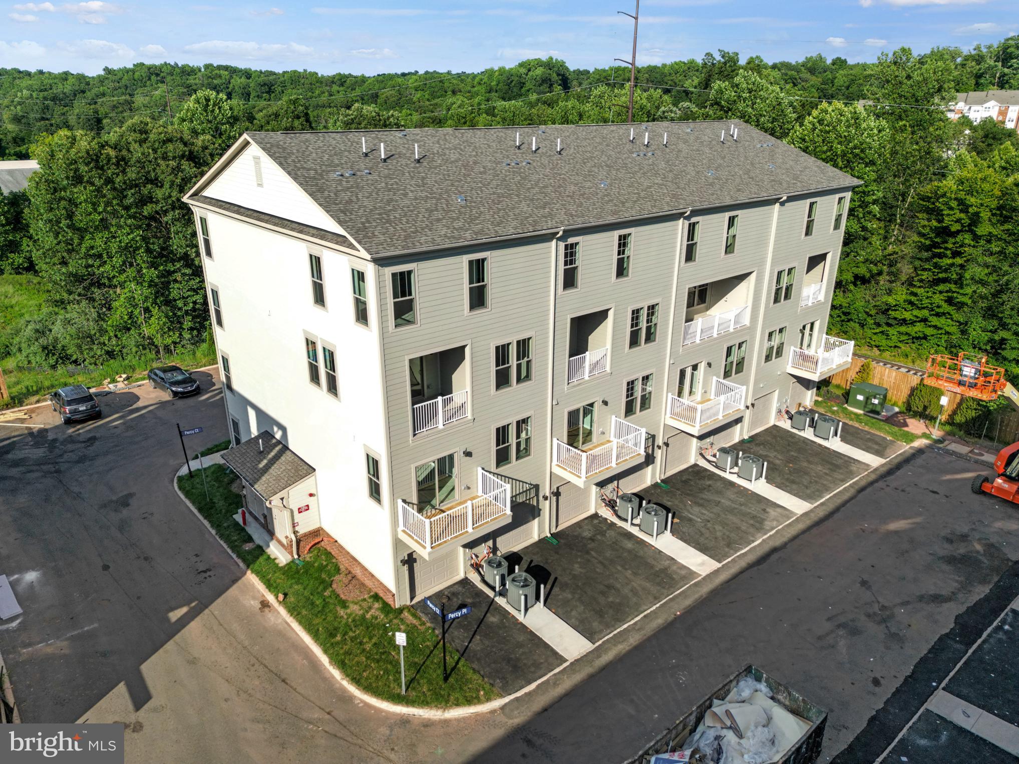 MANASSAS PARK - Residential