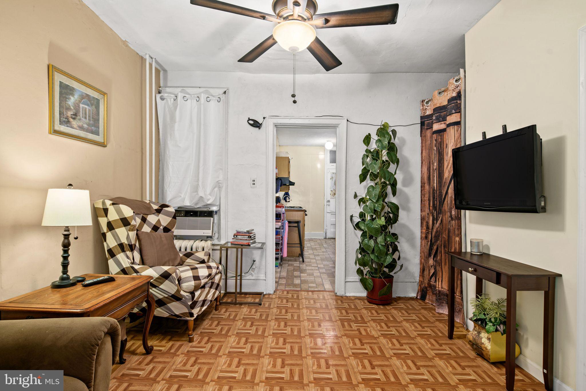 COBBS CREEK - Residential