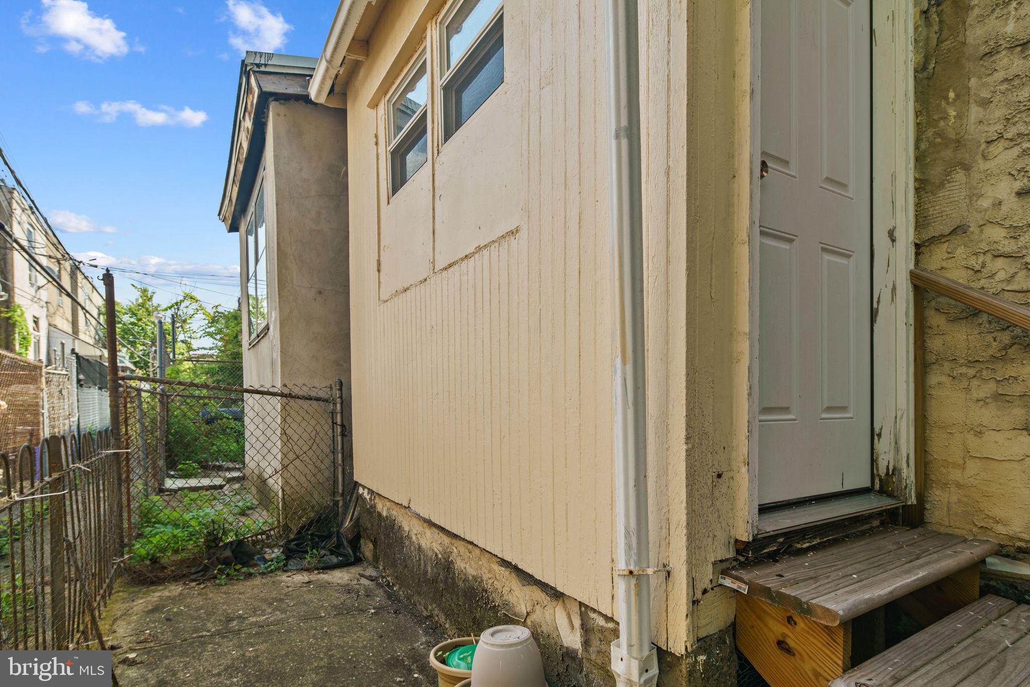 COBBS CREEK - Residential