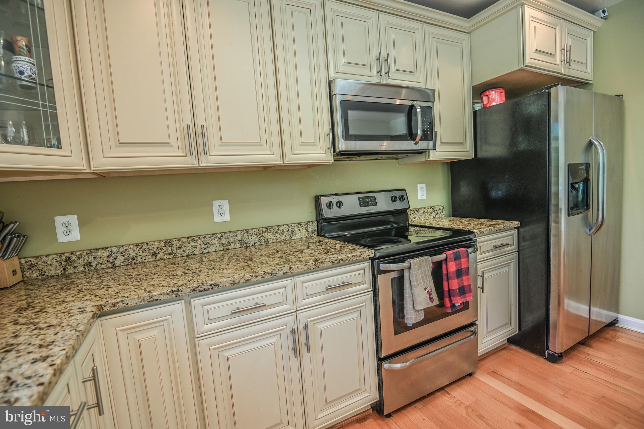 LANDSDOWNE - Residential Lease