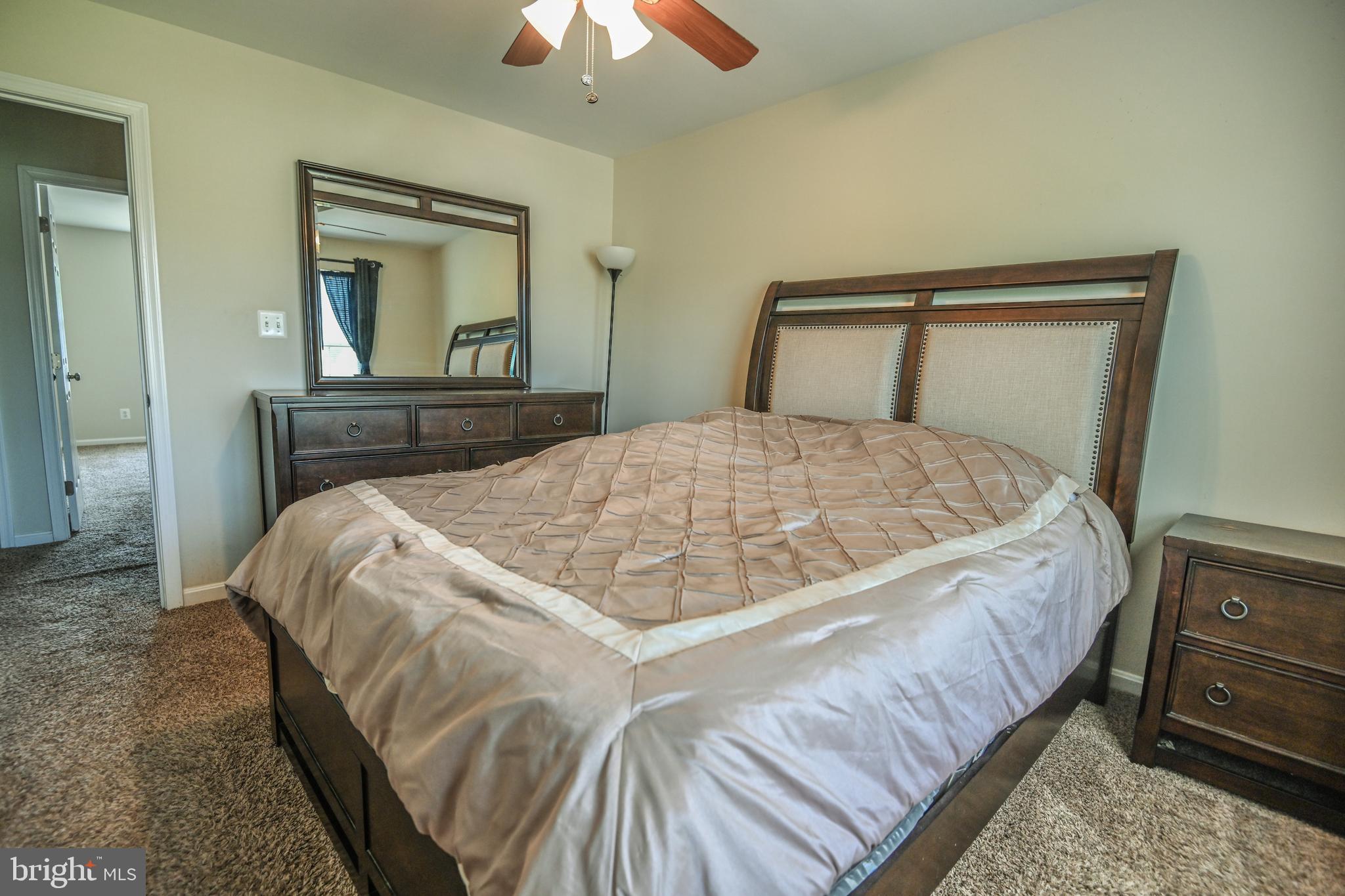 LANDSDOWNE - Residential Lease