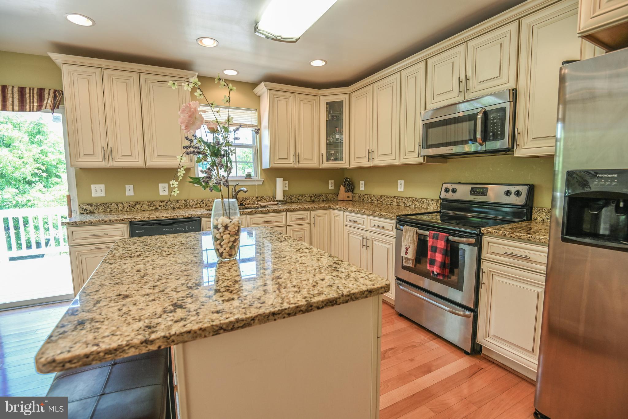 LANDSDOWNE - Residential Lease