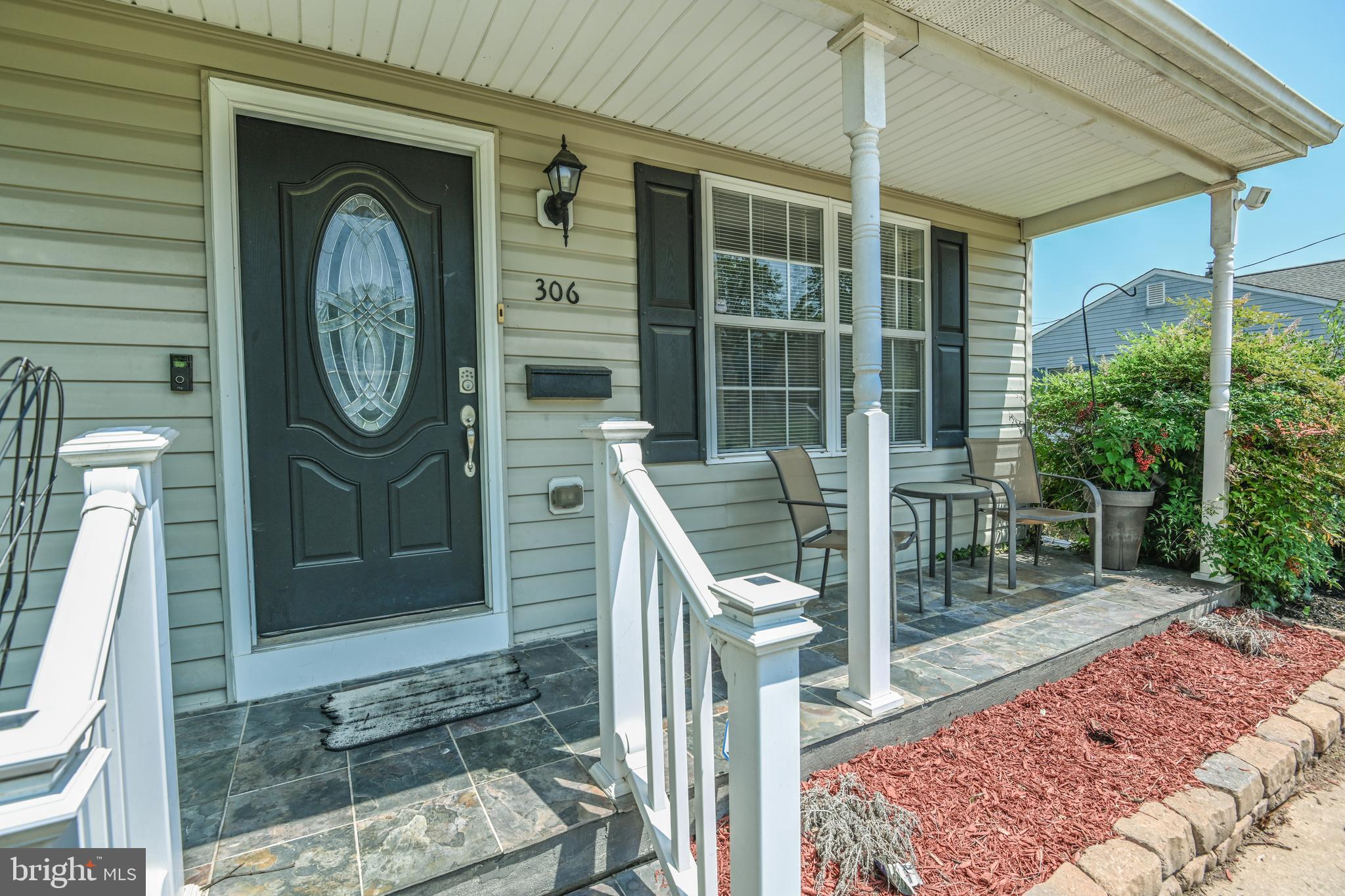 LANDSDOWNE - Residential Lease