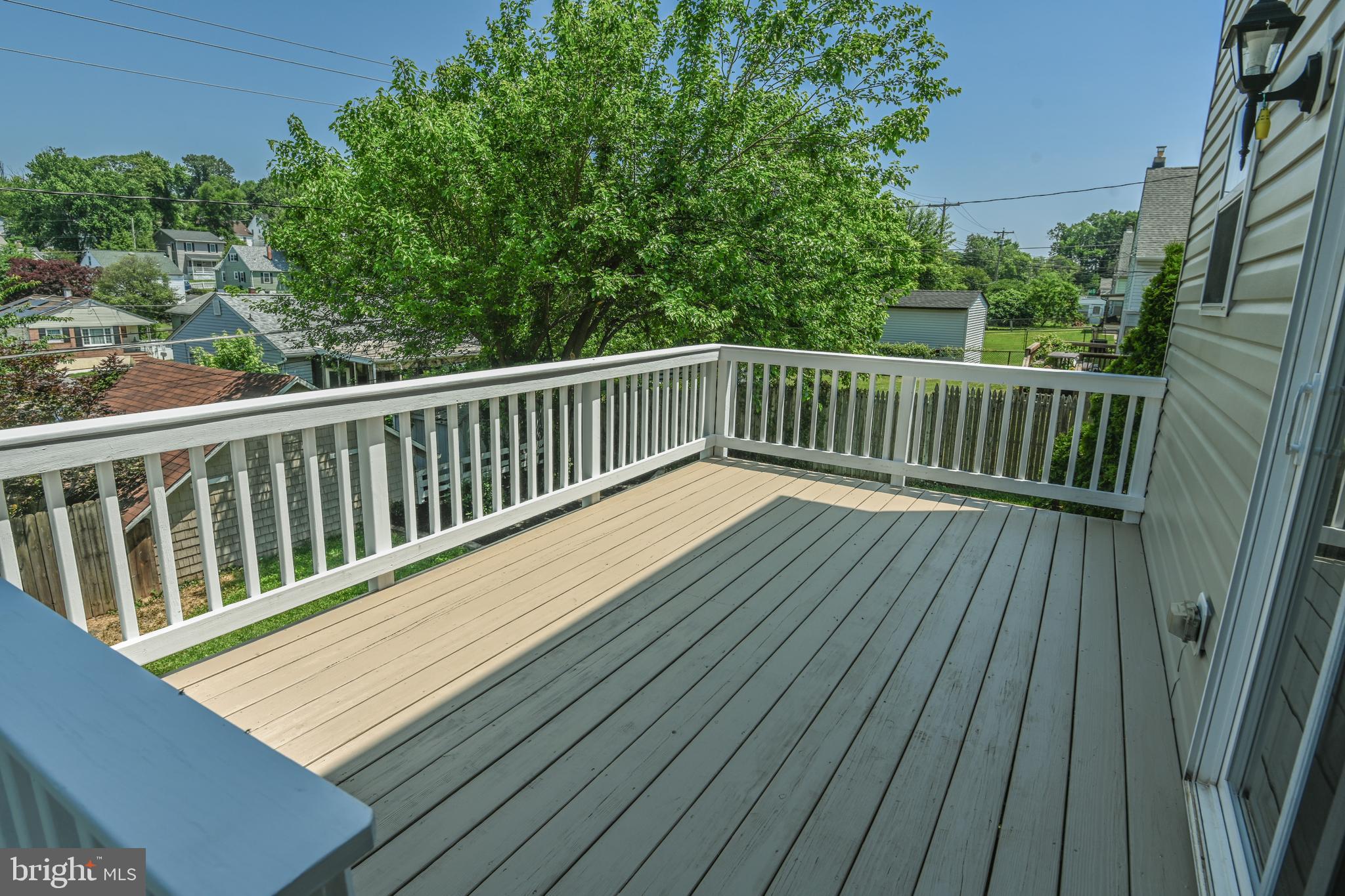 LANDSDOWNE - Residential Lease