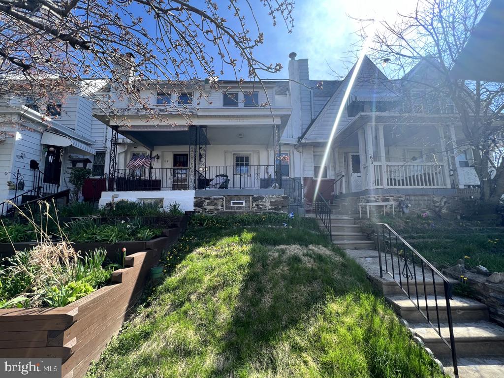 LANSDOWNE - Residential Lease