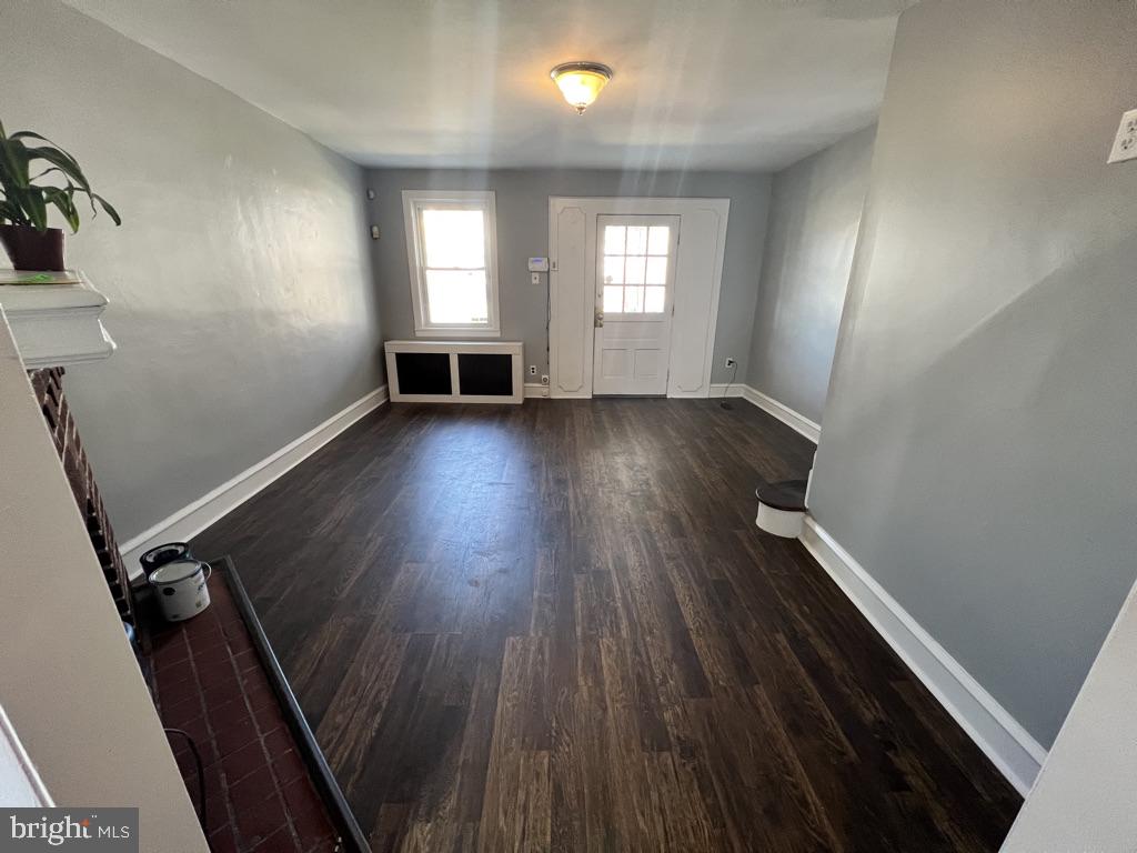 LANSDOWNE - Residential Lease