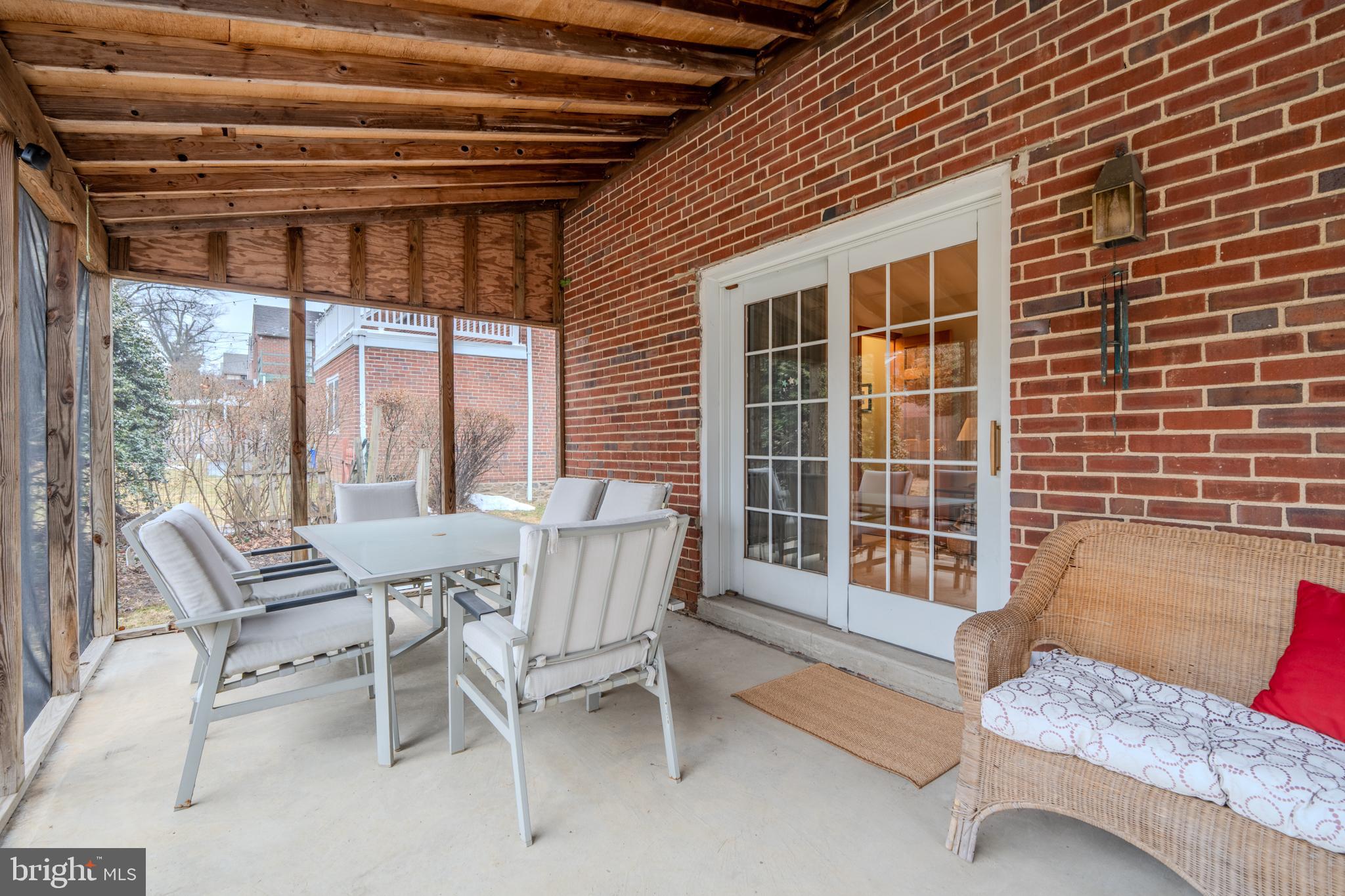 WOODMERE - Residential