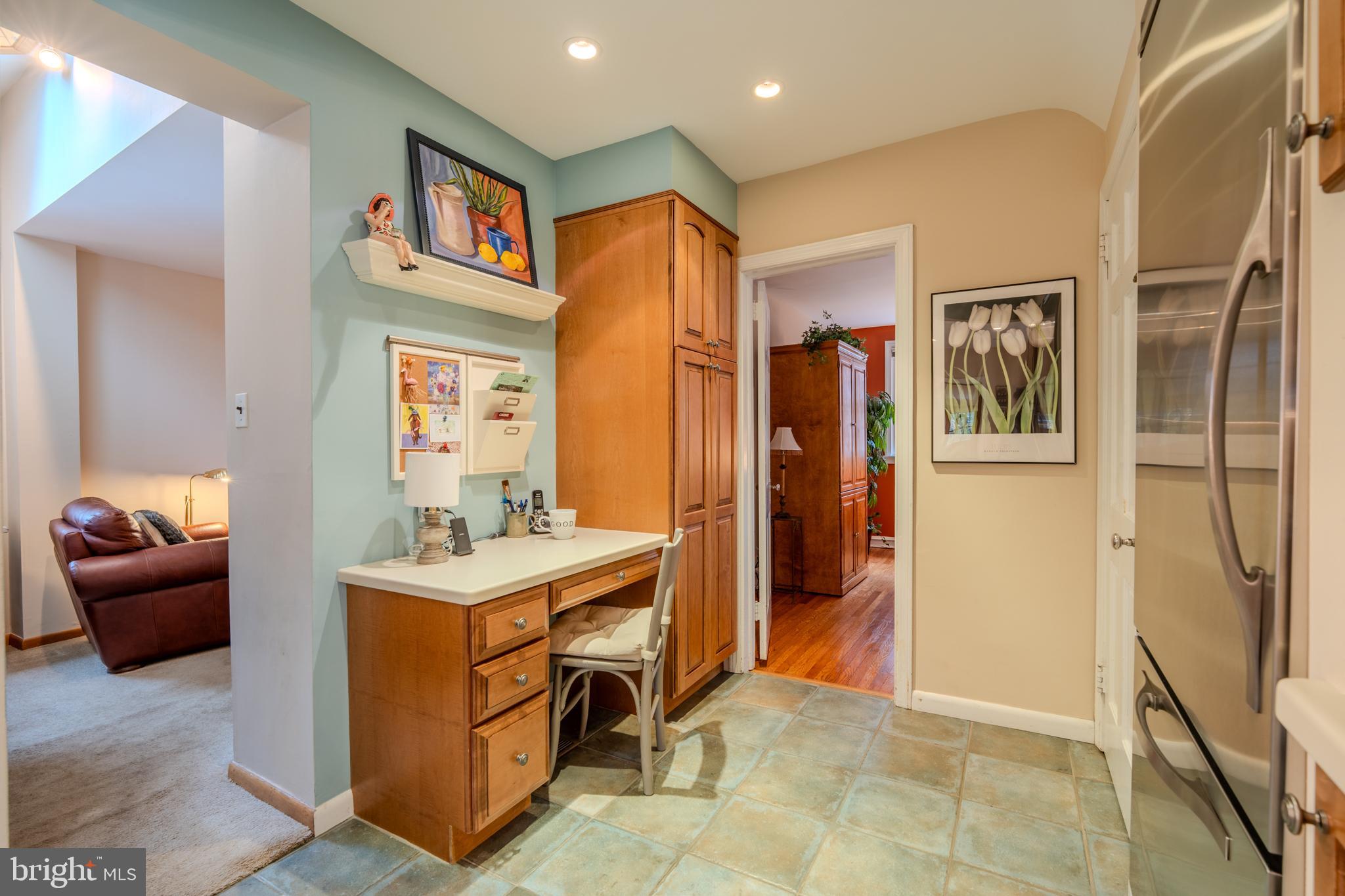 WOODMERE - Residential