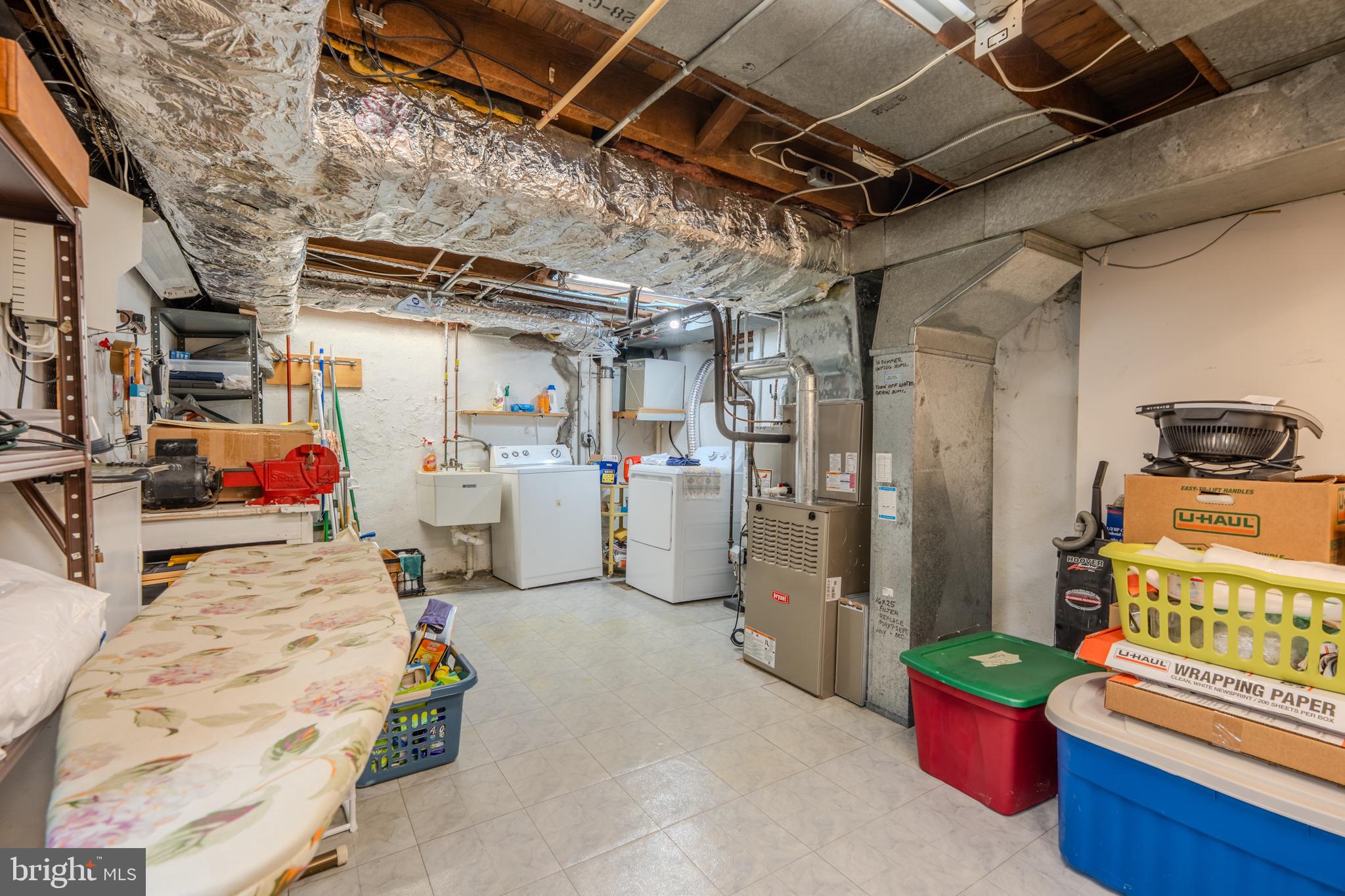 WOODMERE - Residential