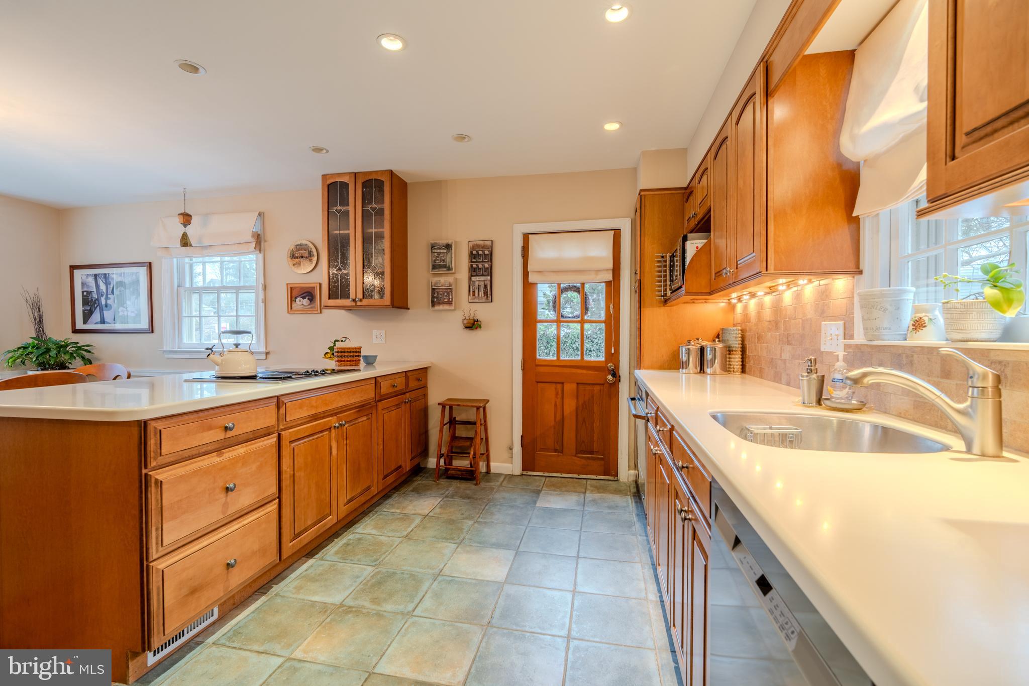 WOODMERE - Residential