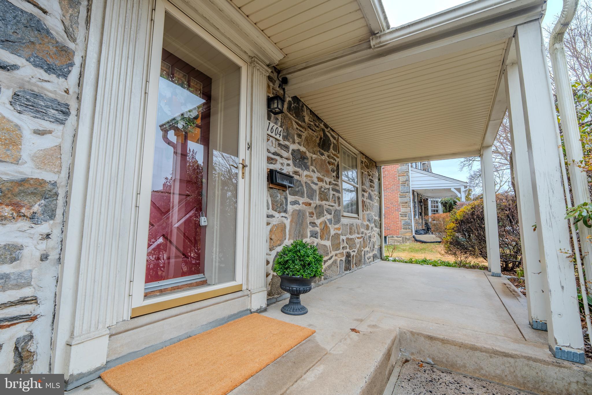 WOODMERE - Residential