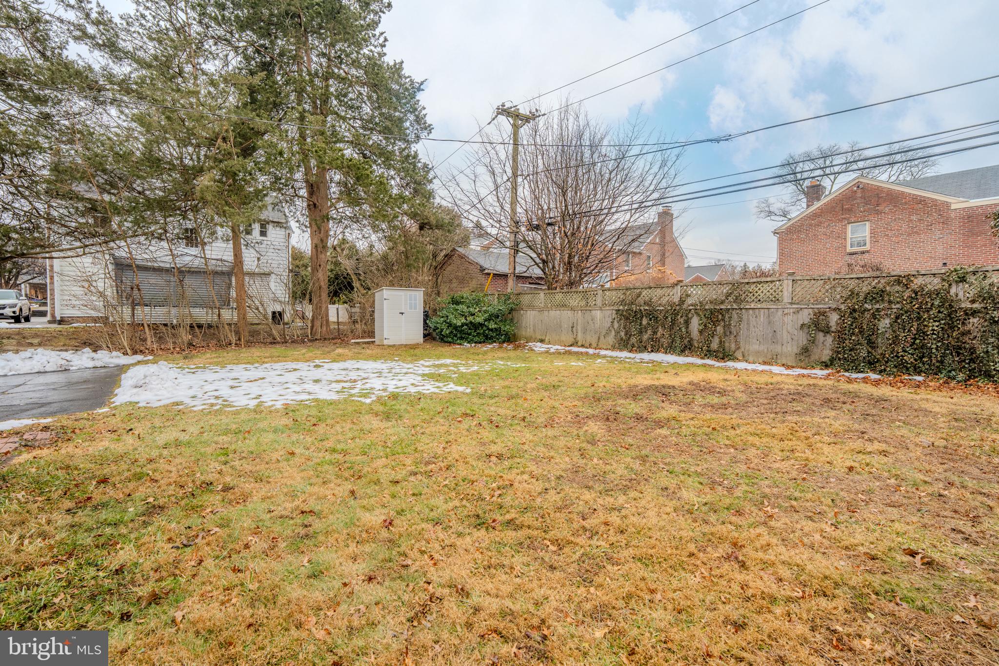 WOODMERE - Residential