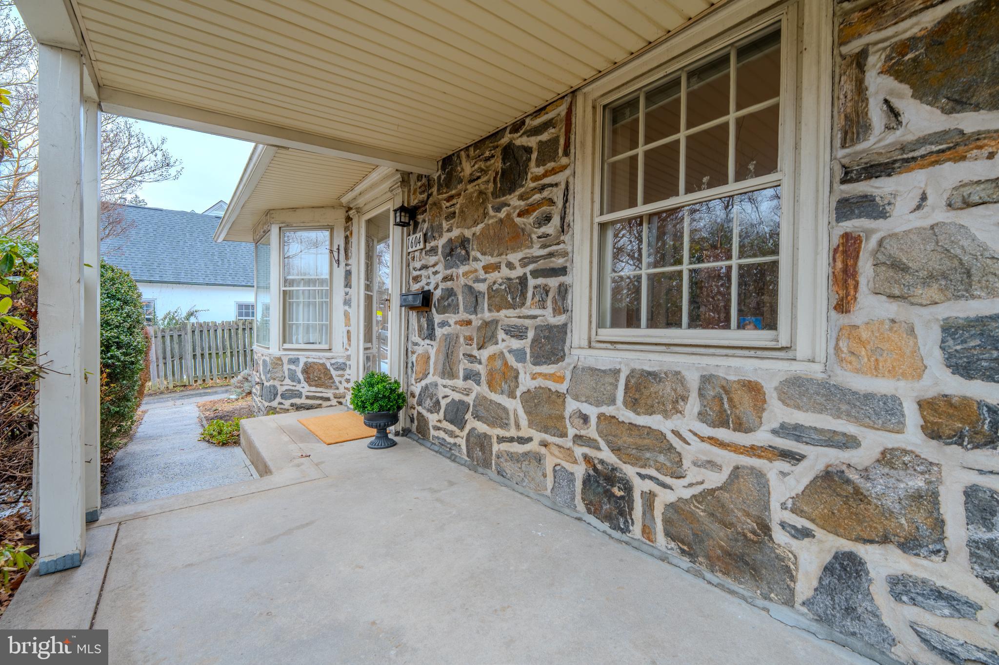 WOODMERE - Residential