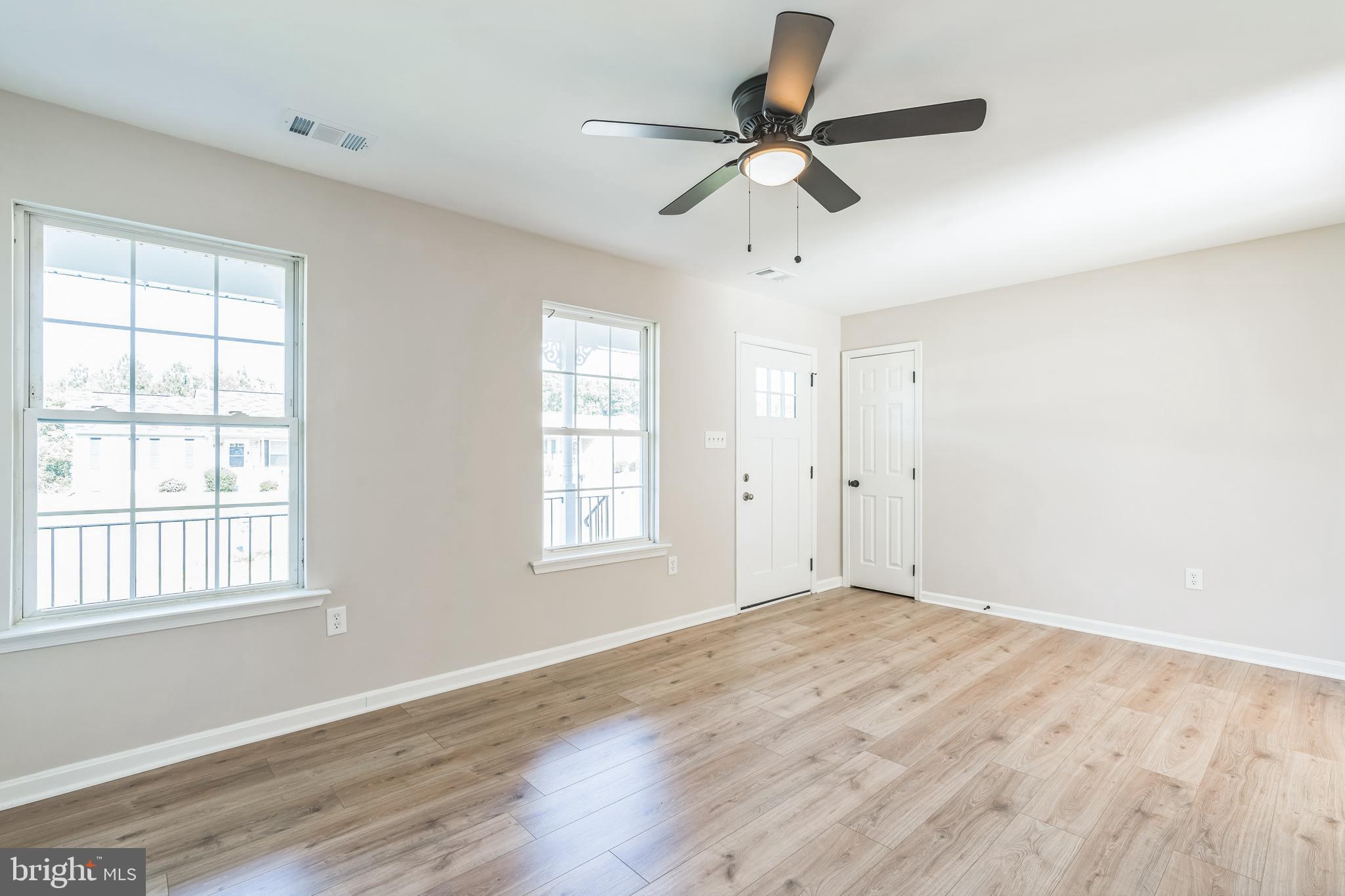 YARDLEY HILLS - Residential