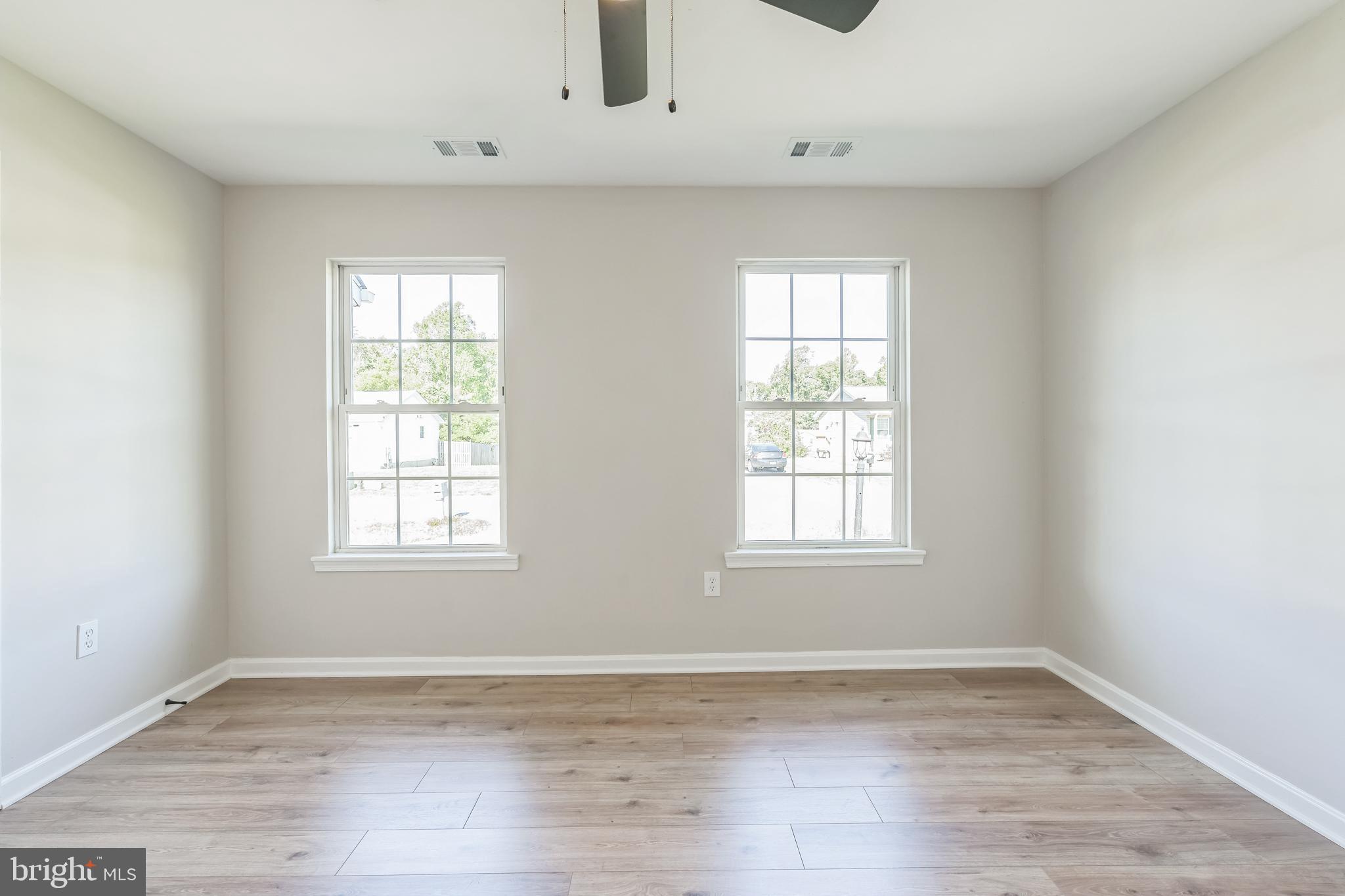 YARDLEY HILLS - Residential