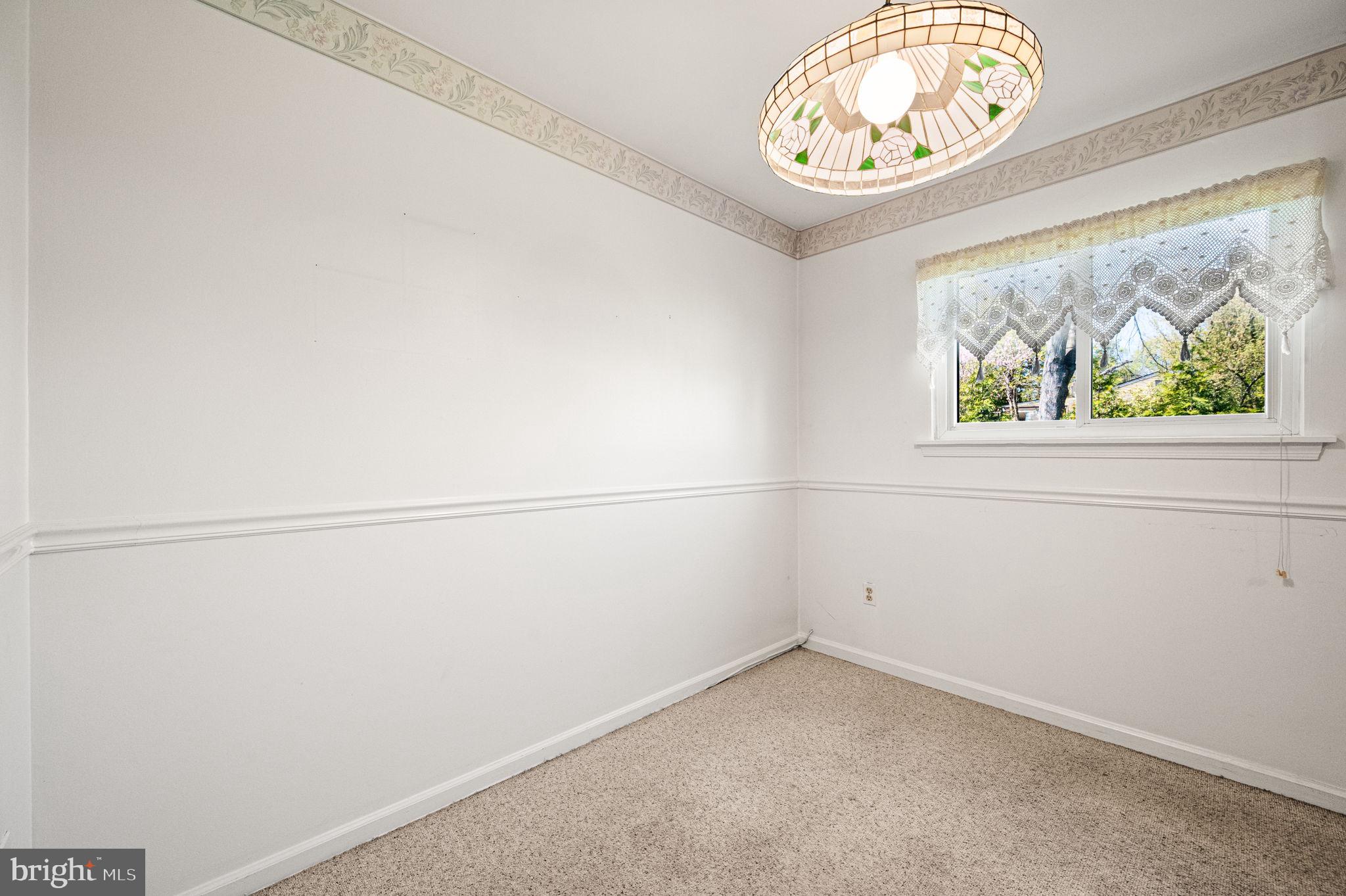 UPLAND VIL - Residential