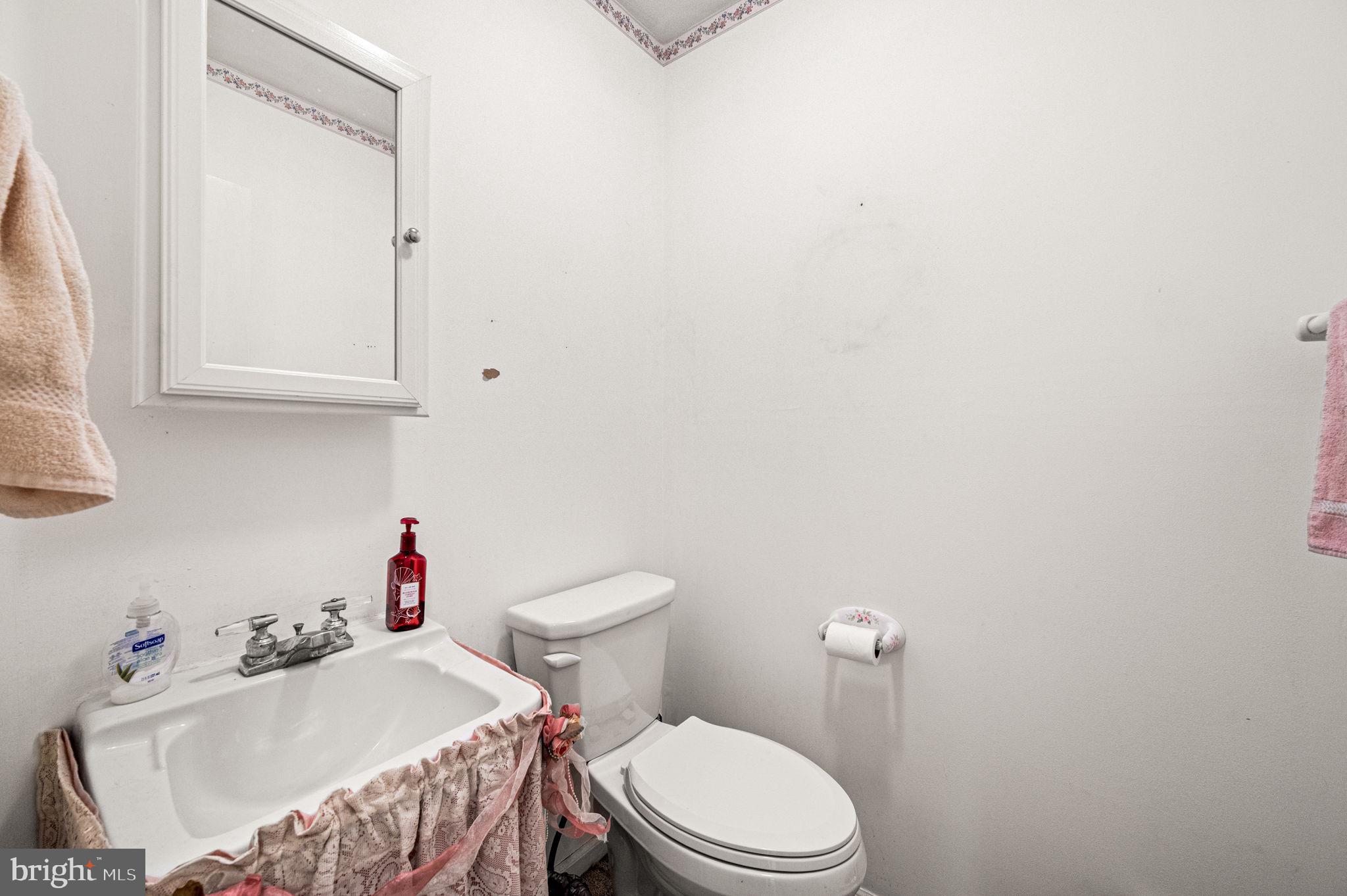 UPLAND VIL - Residential