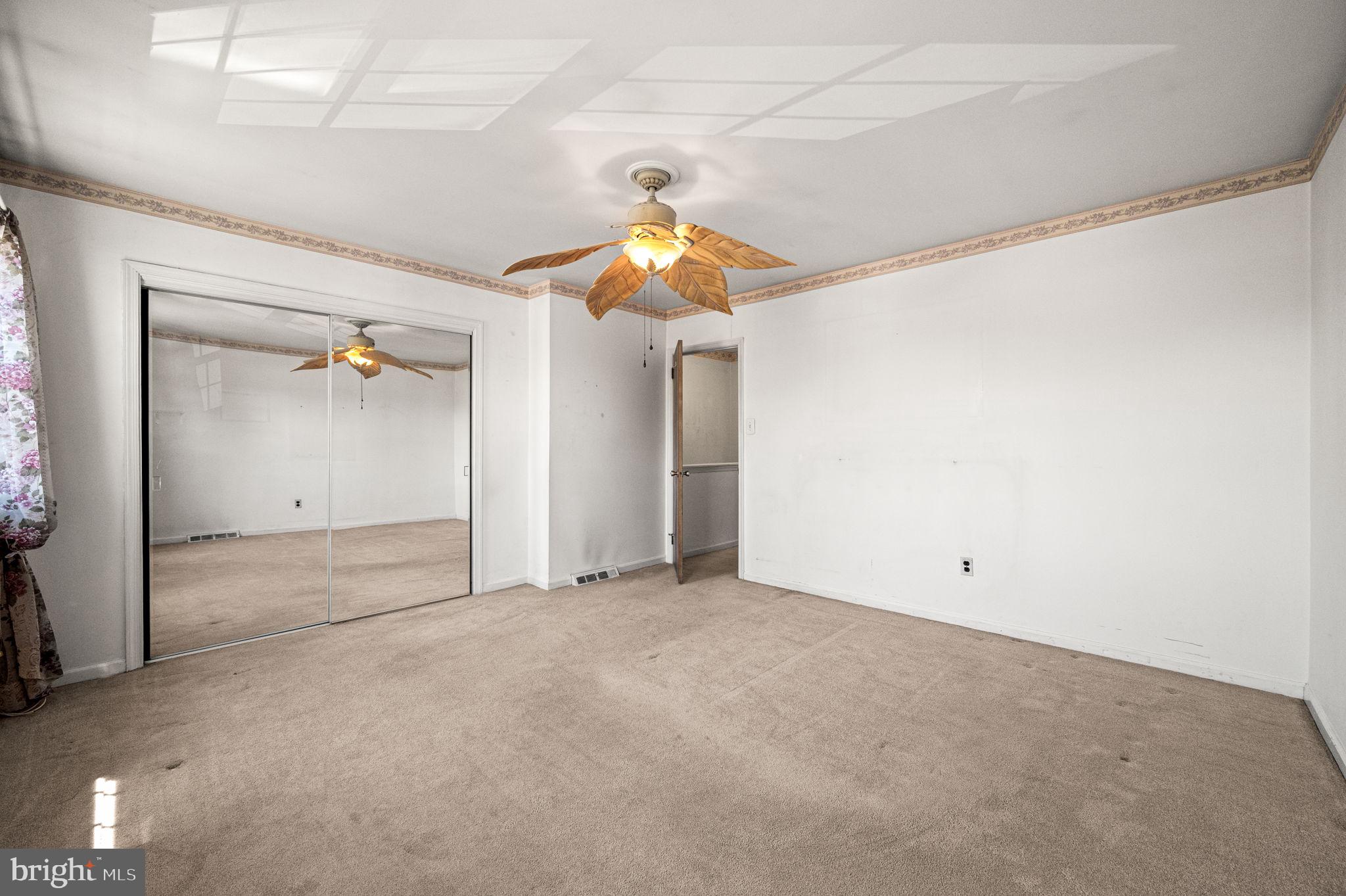 UPLAND VIL - Residential