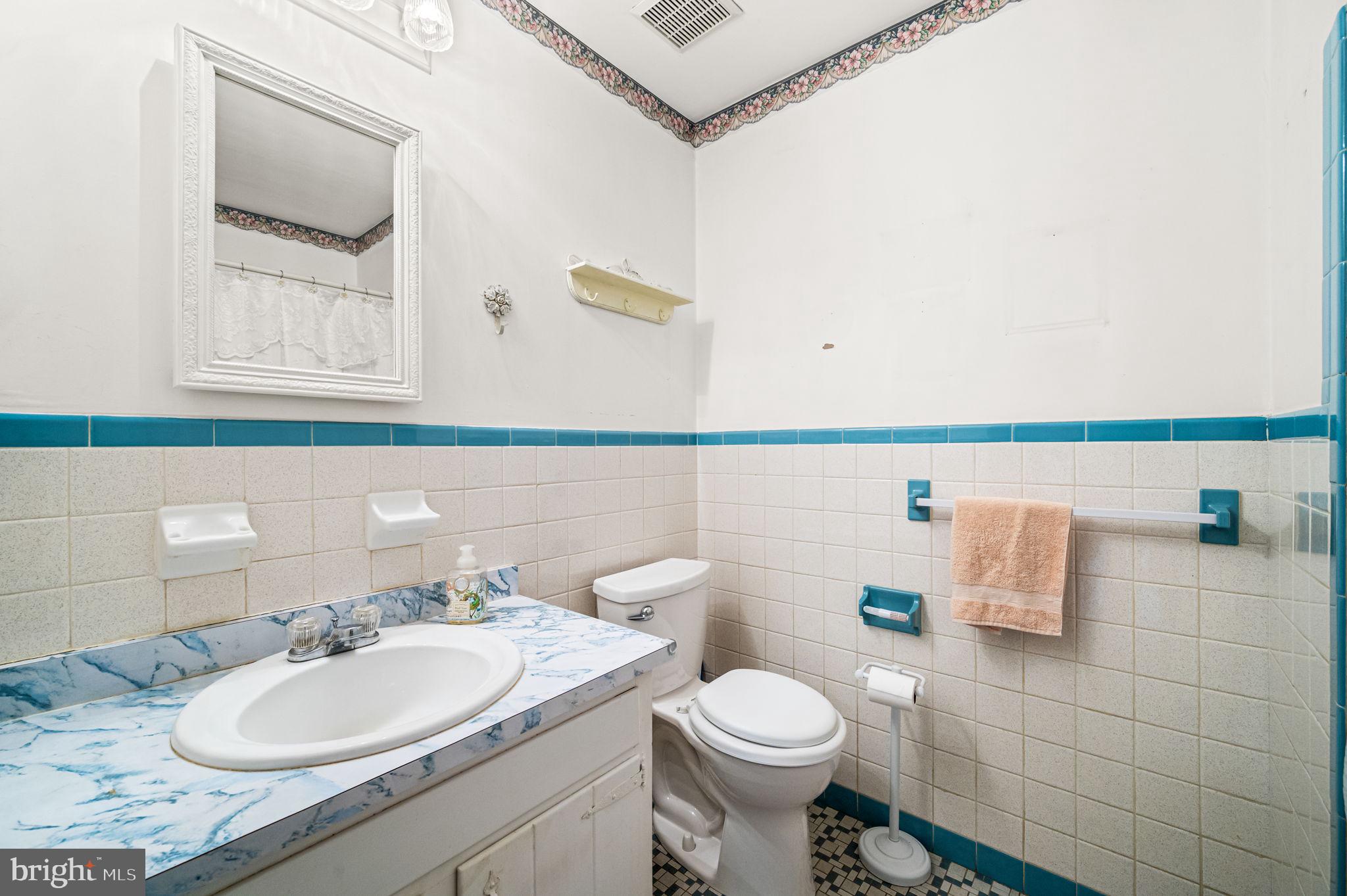 UPLAND VIL - Residential