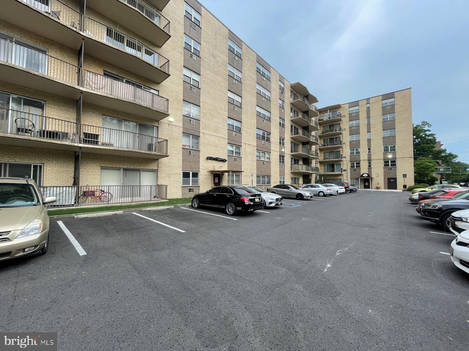 416 CHESTNUT STREET 416