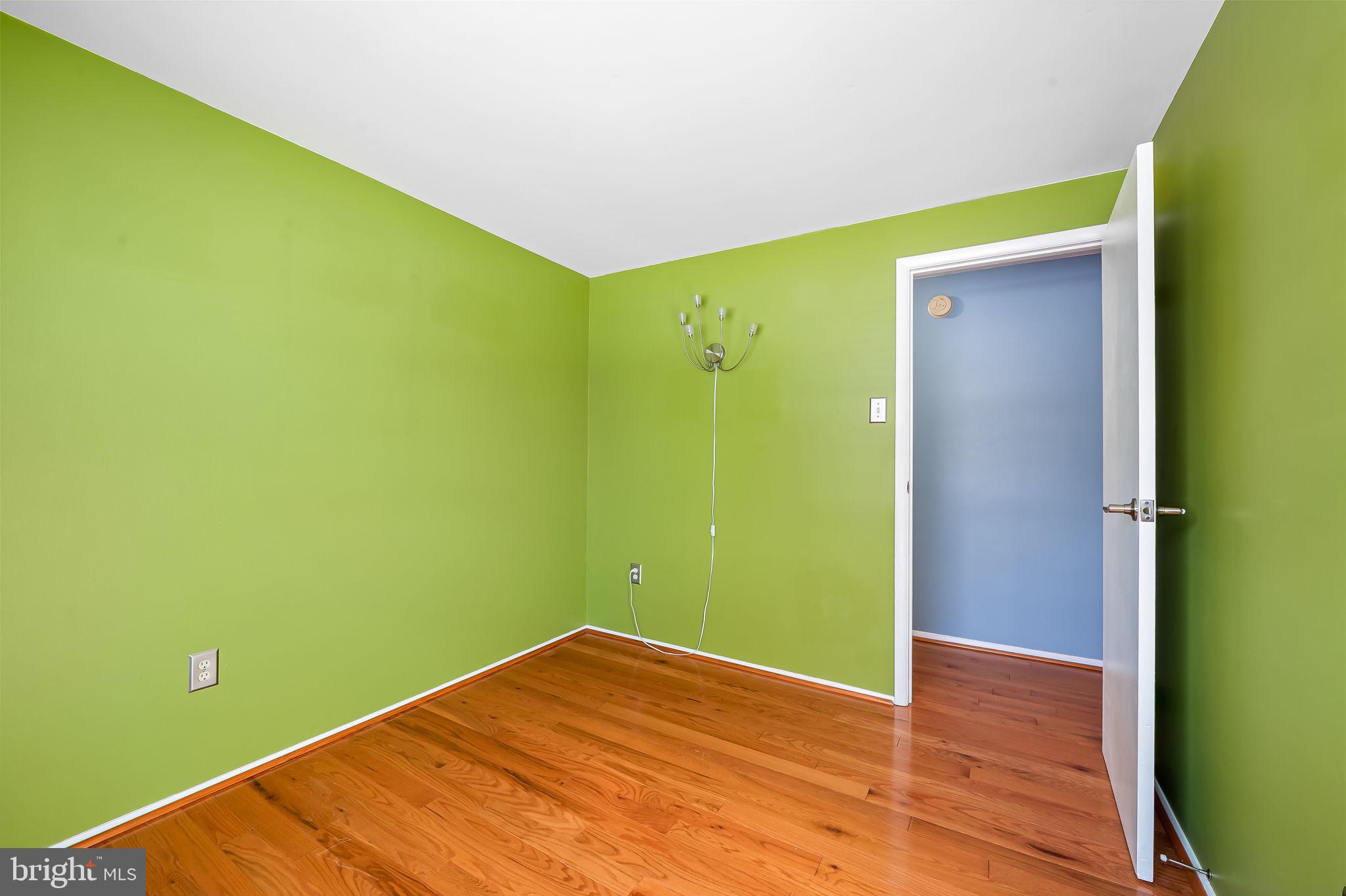 REISTERSTOWN - Residential