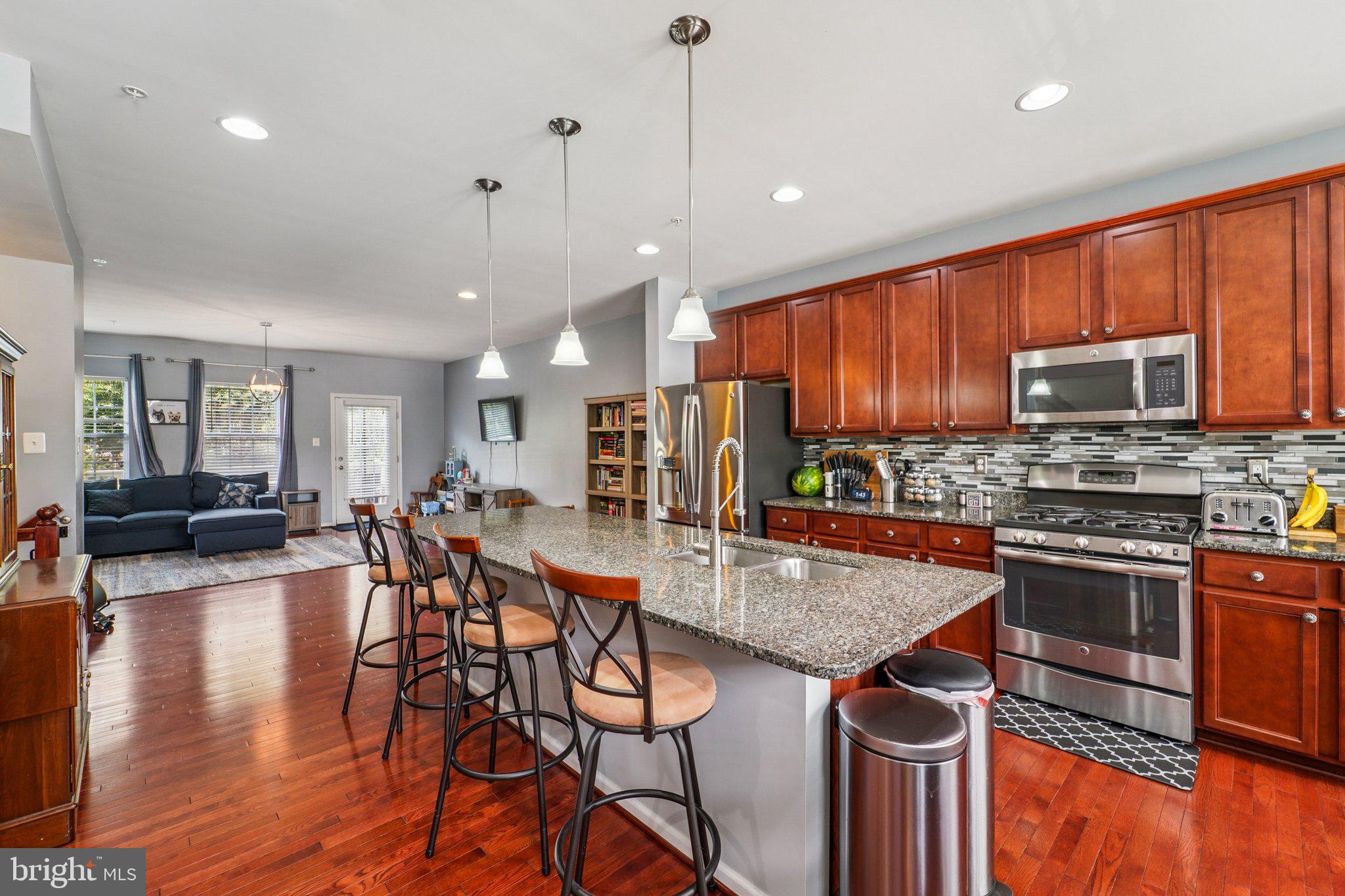 RED OAK CROSSING - Residential