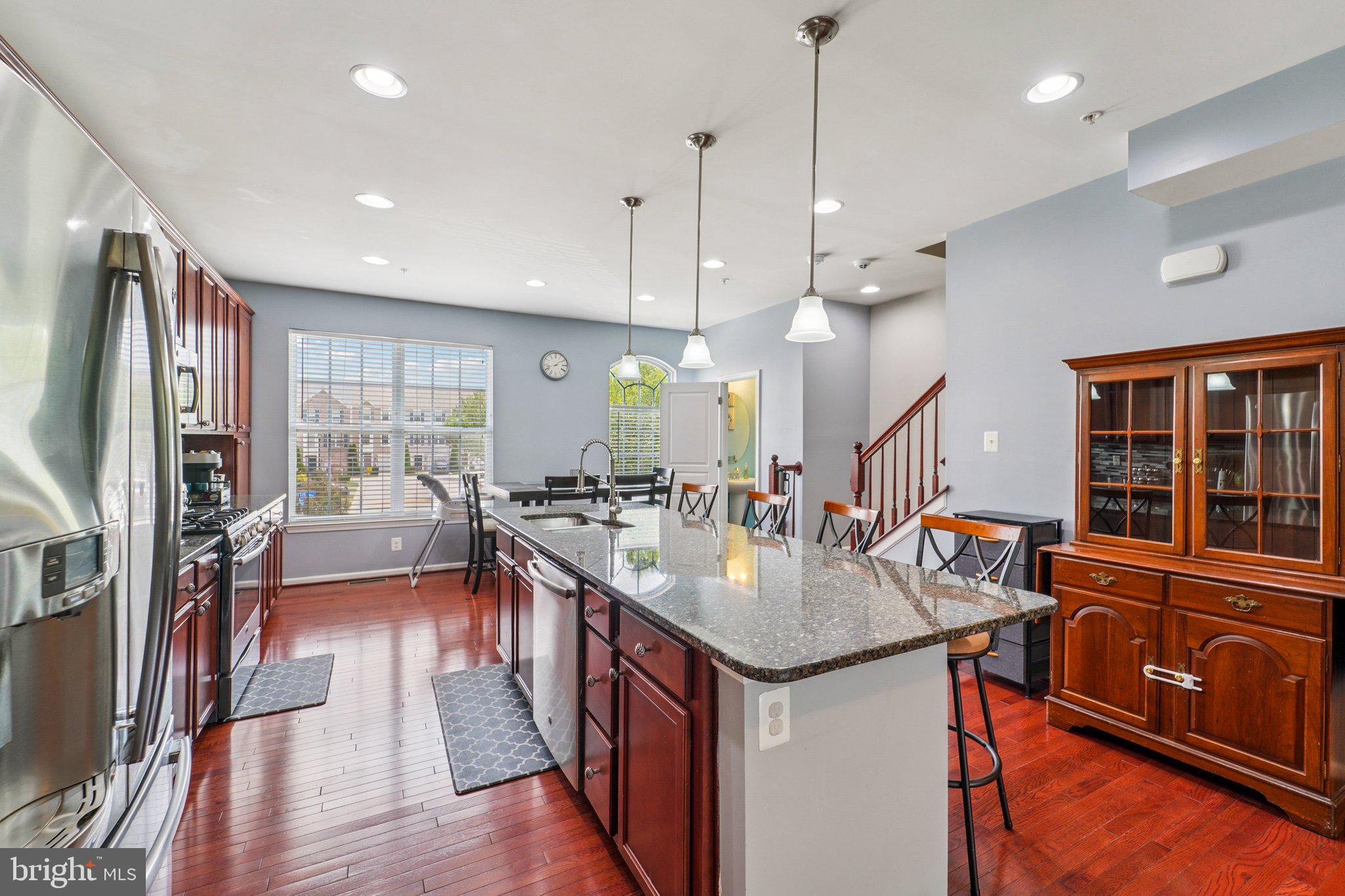 RED OAK CROSSING - Residential