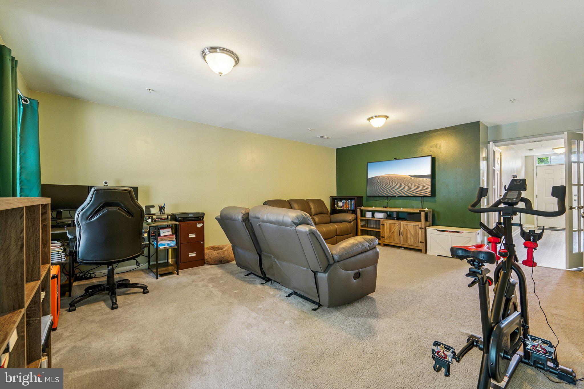 RED OAK CROSSING - Residential