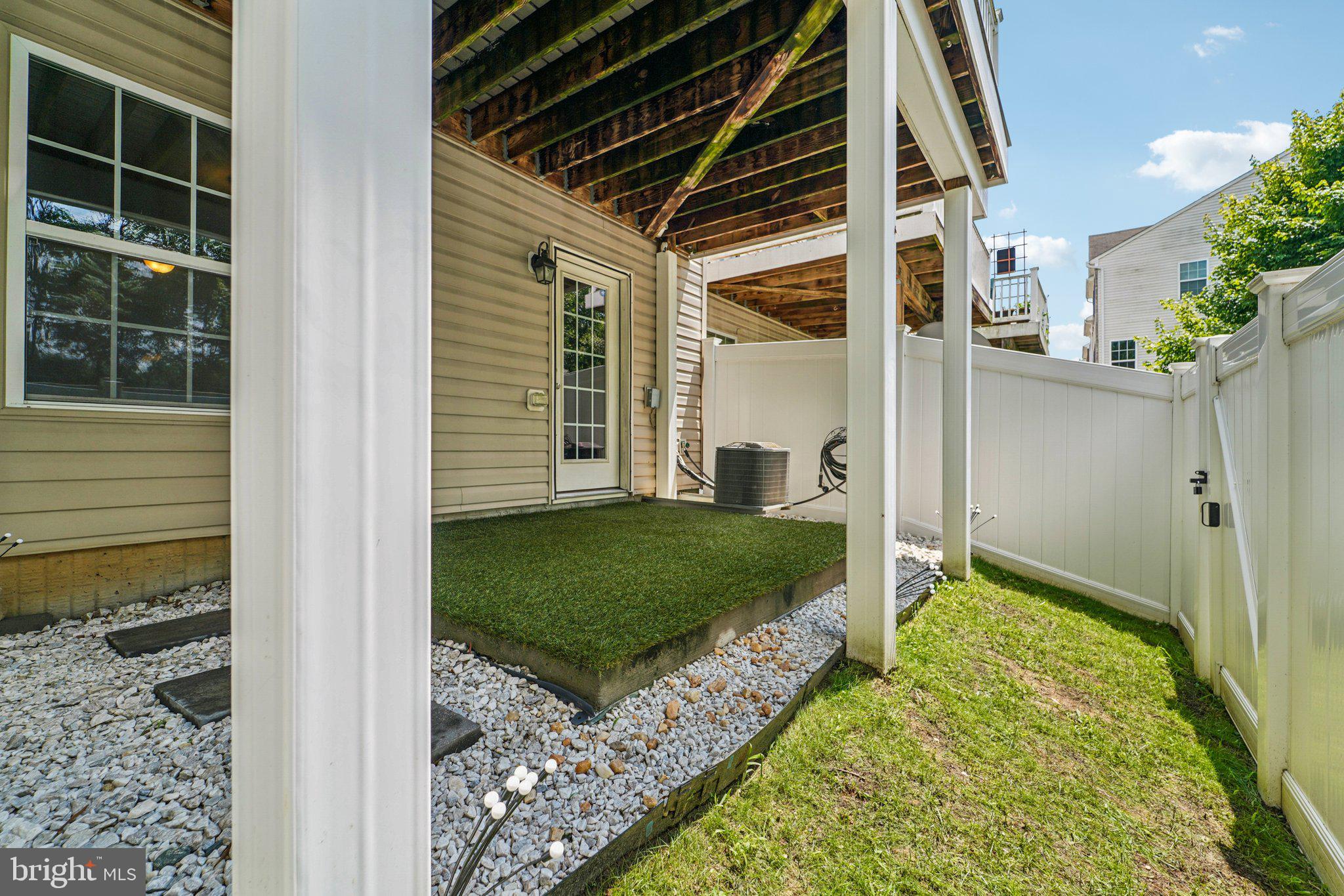 RED OAK CROSSING - Residential