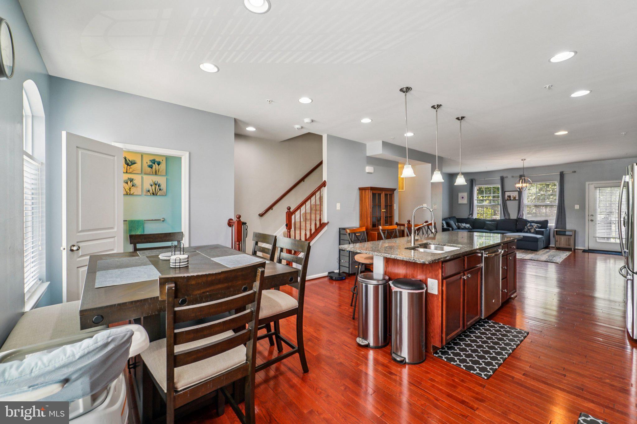 RED OAK CROSSING - Residential