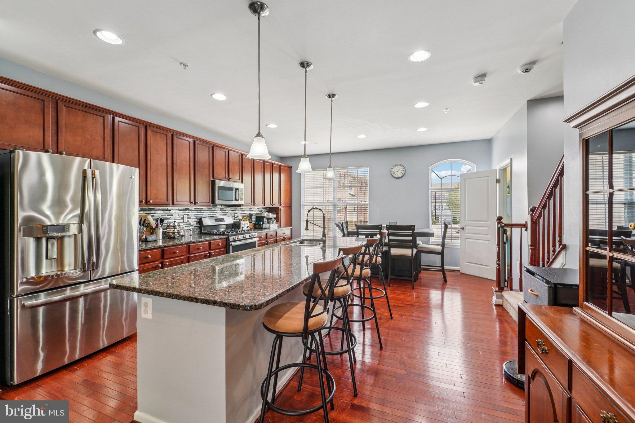 RED OAK CROSSING - Residential