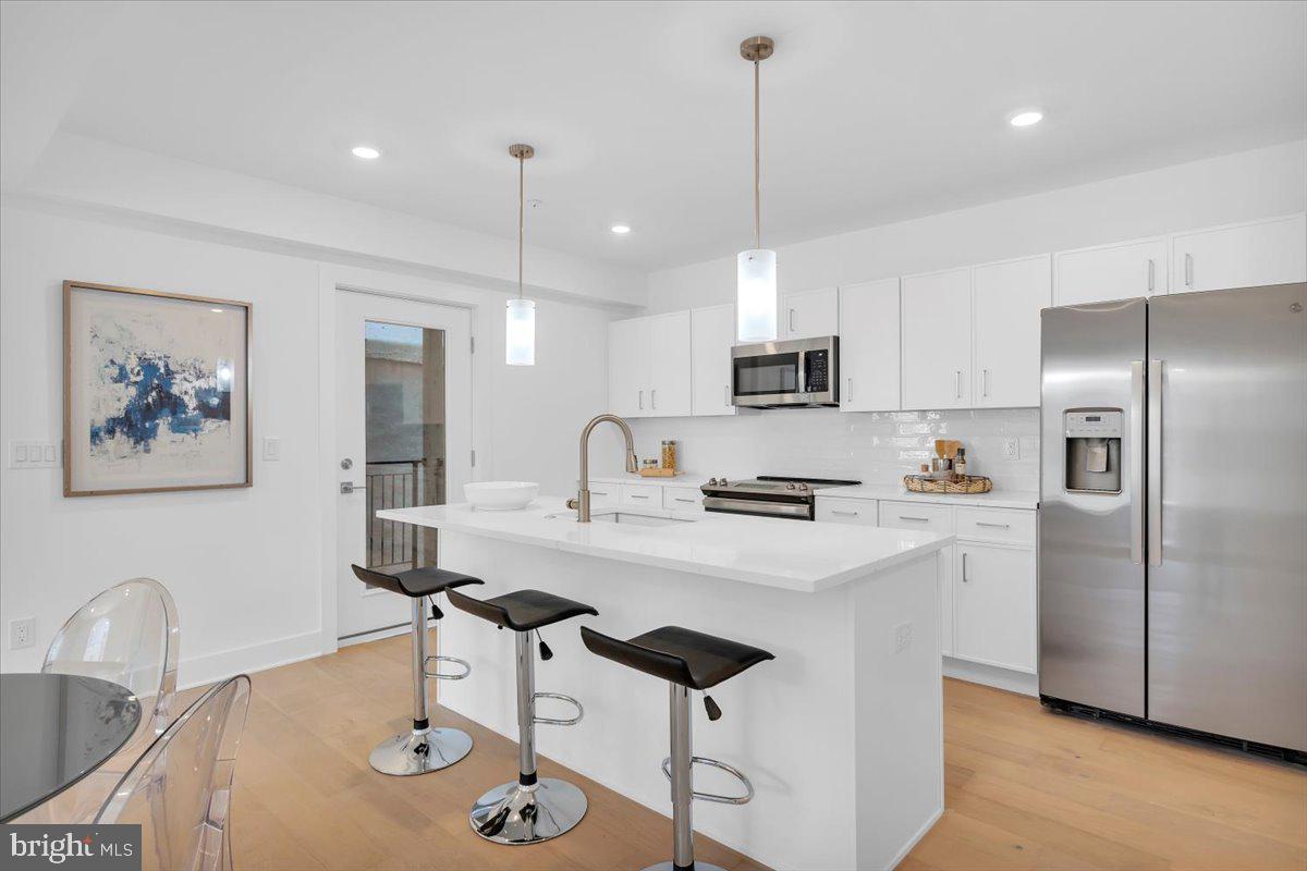 BELLA VISTA - Residential