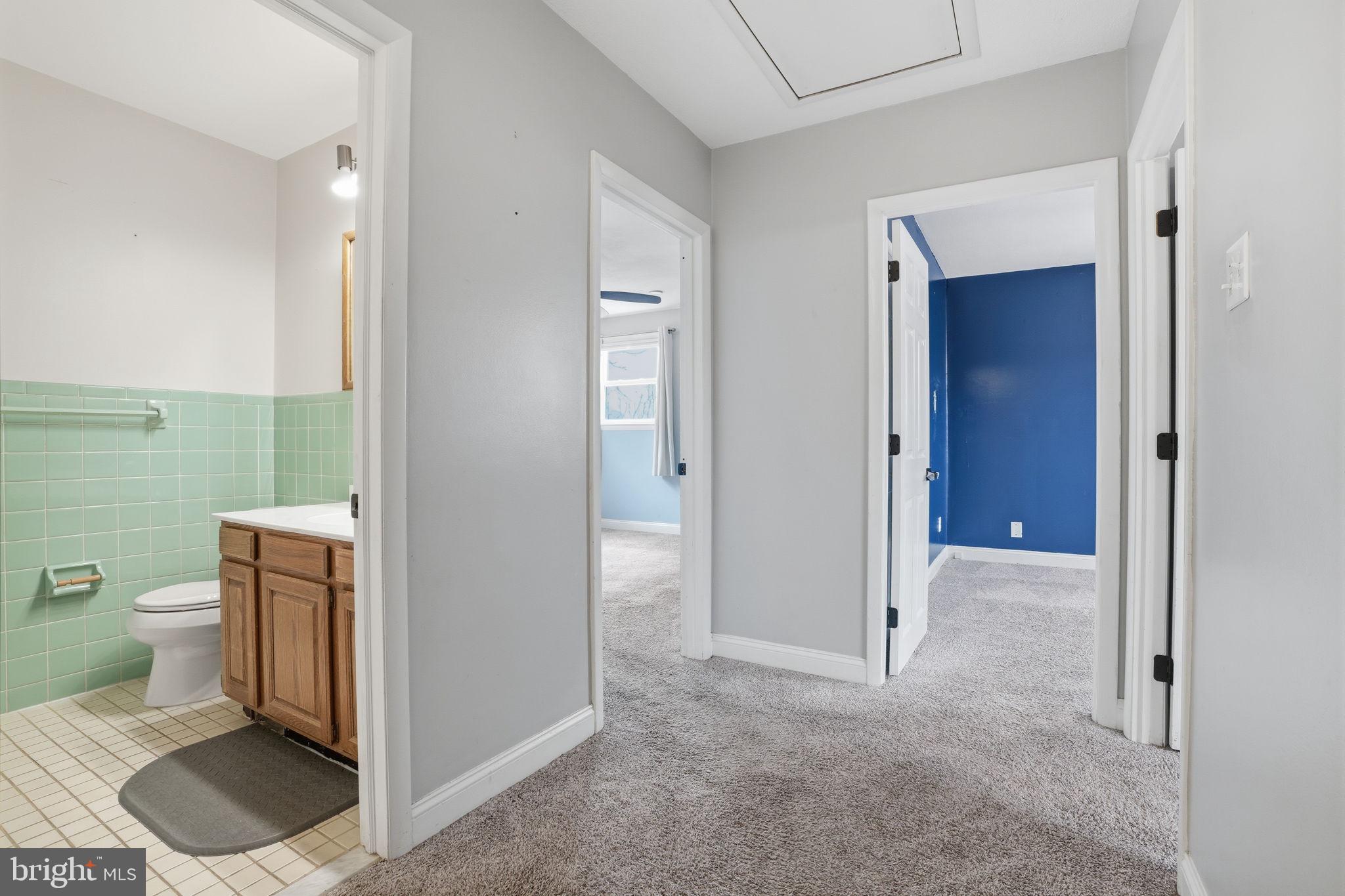 BURGUNDY HILLS - Residential