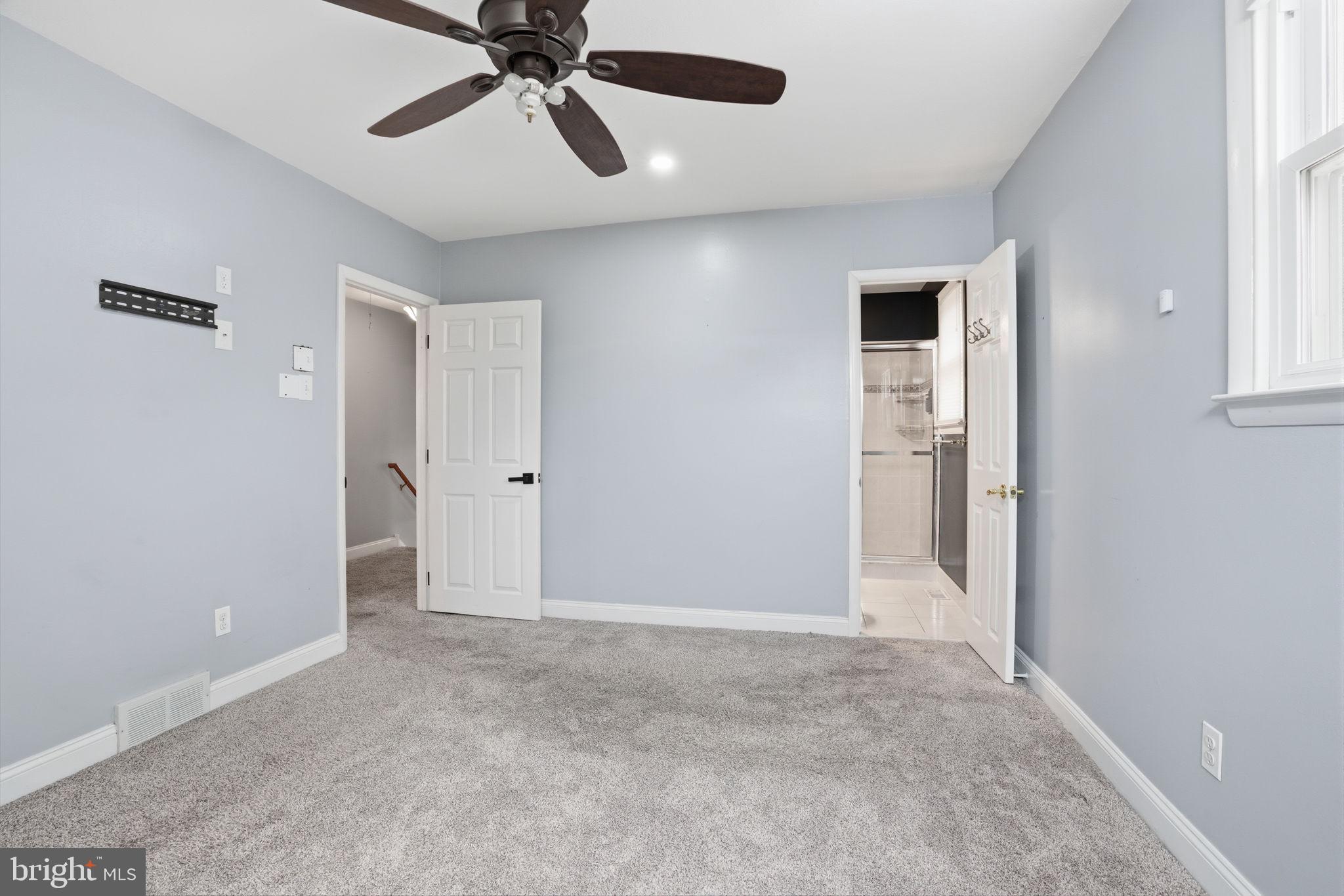 BURGUNDY HILLS - Residential