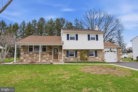 145 FORREST AVENUE SOUTHAMPTON PA 18966