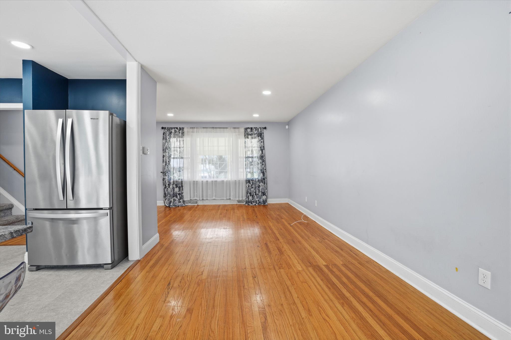 BURGUNDY HILLS - Residential