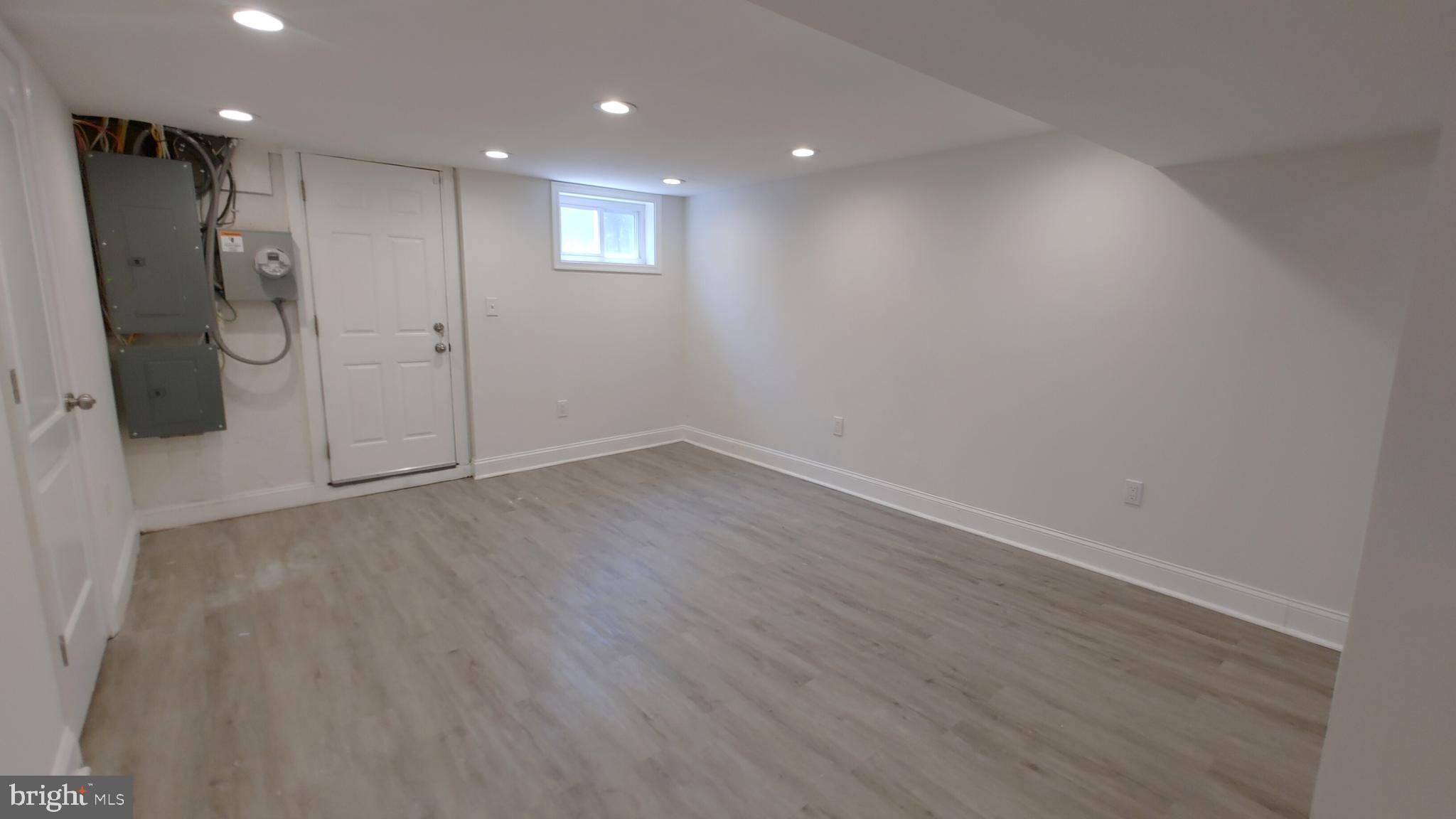 EDNOR GARDENS - LAKESIDE - Residential