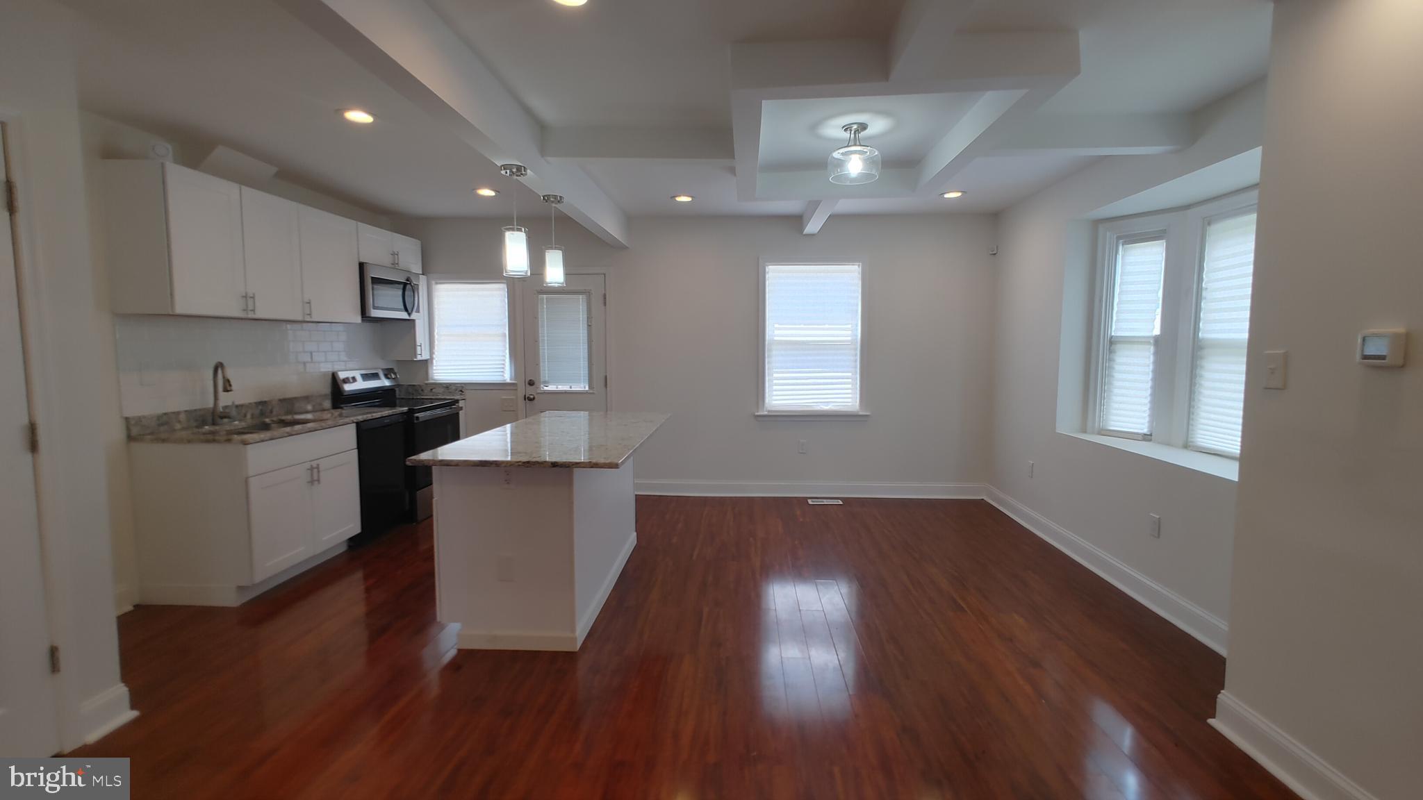 EDNOR GARDENS - LAKESIDE - Residential