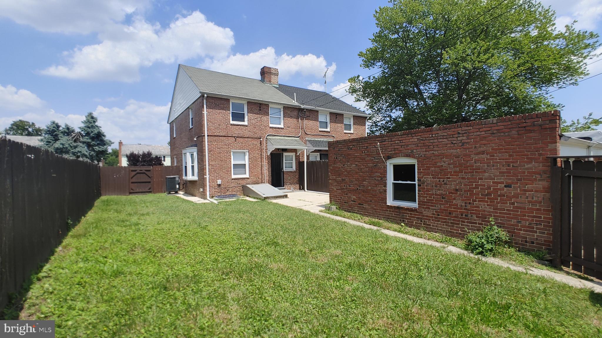 1313 E 35TH STREET
