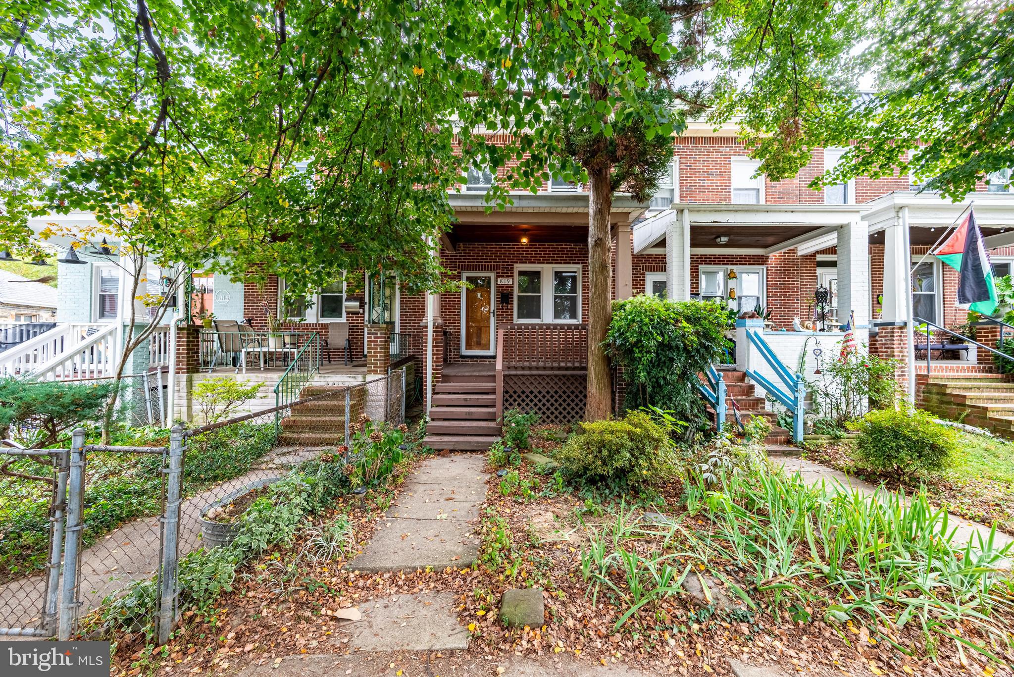 HAMPDEN HISTORIC DISTRICT - Residential