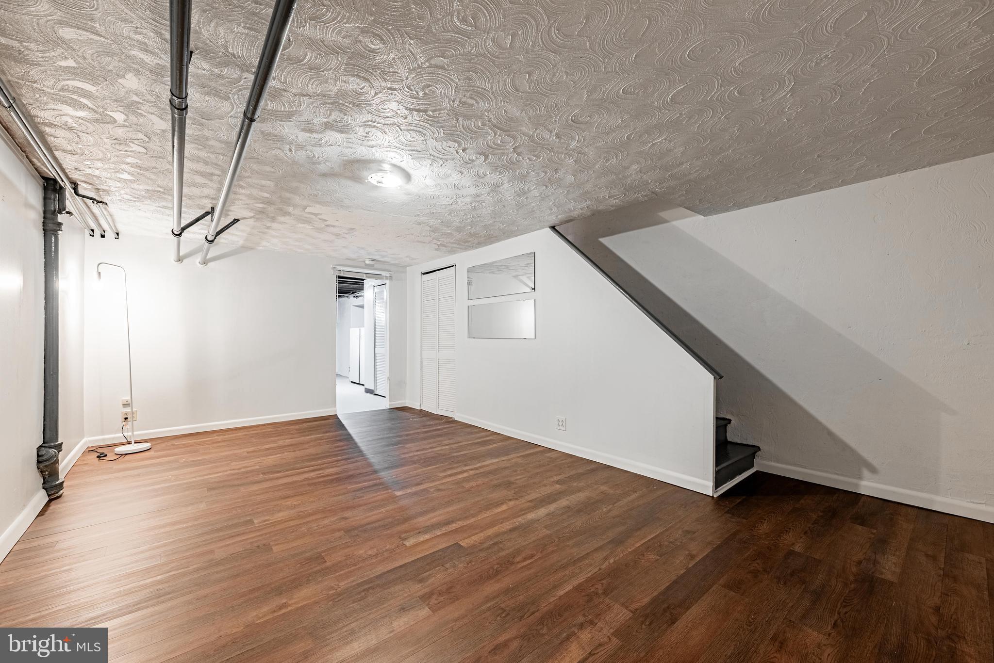 HAMPDEN HISTORIC DISTRICT - Residential