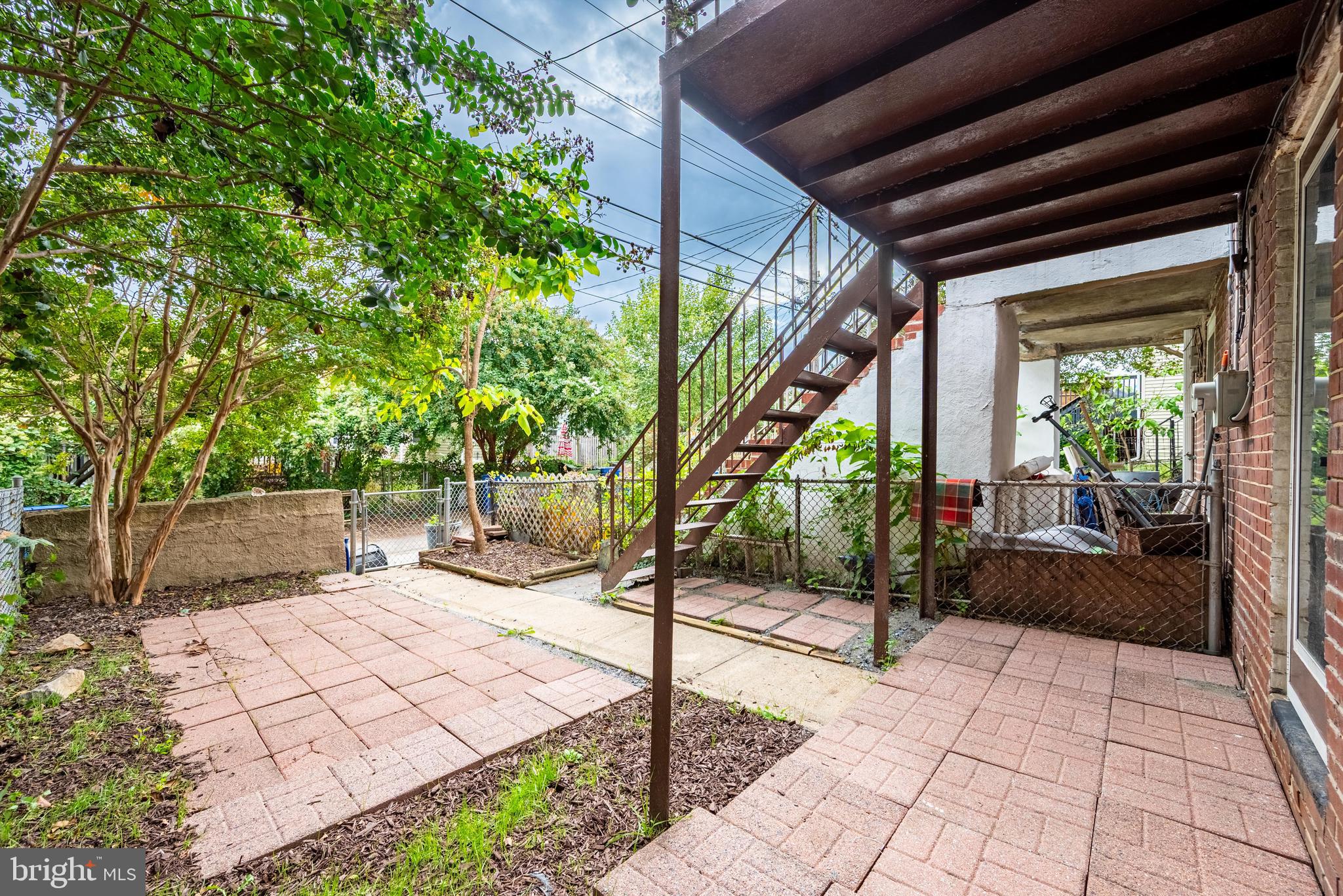 HAMPDEN HISTORIC DISTRICT - Residential