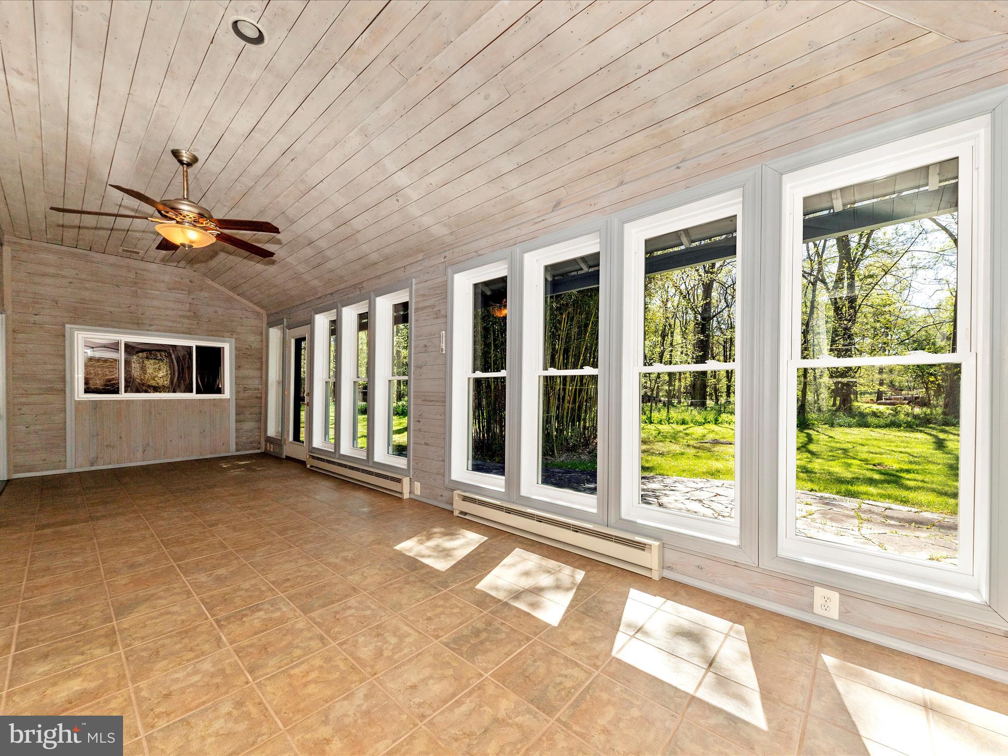 CLAYMONT CHASE - Residential