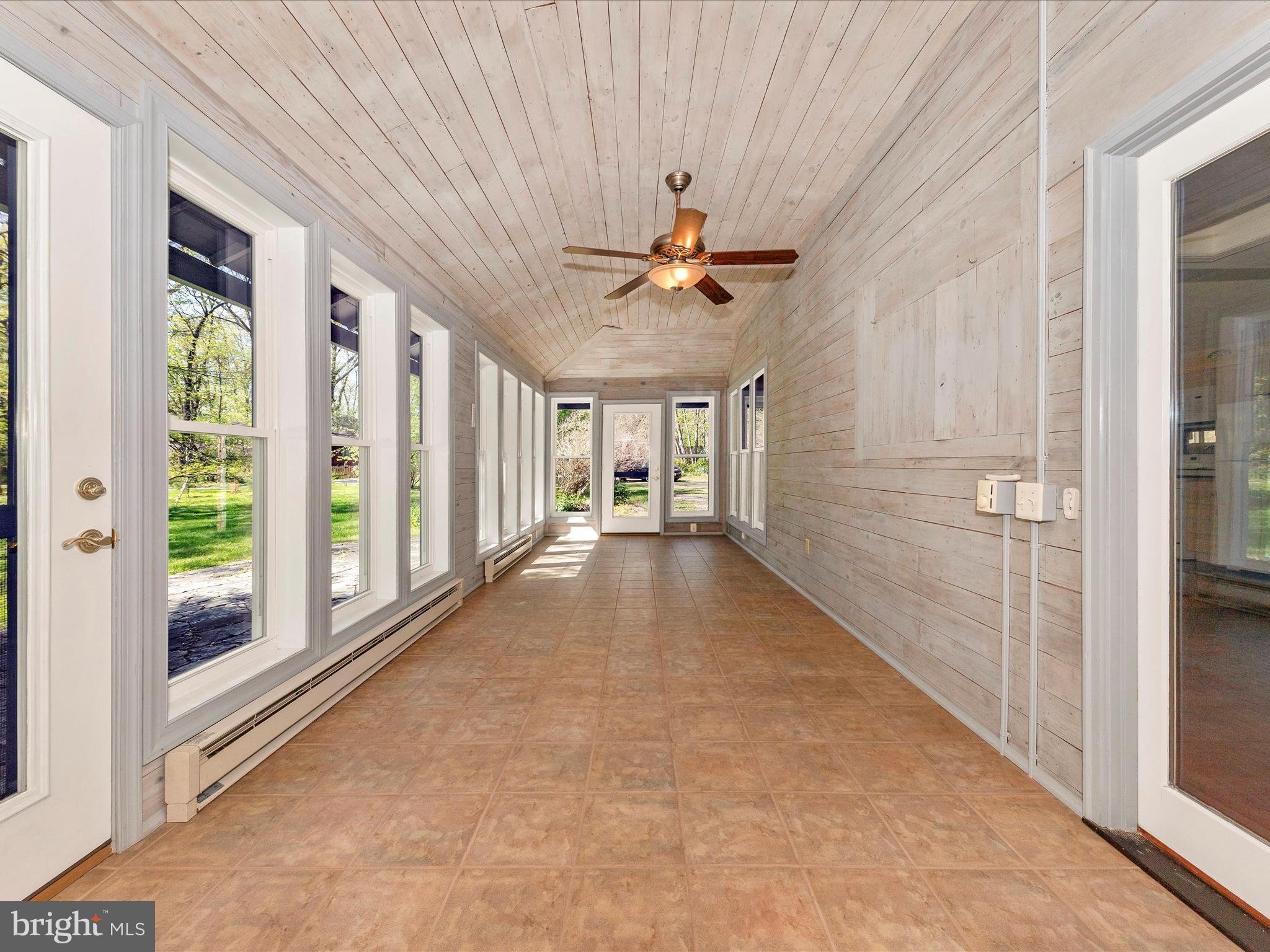 CLAYMONT CHASE - Residential